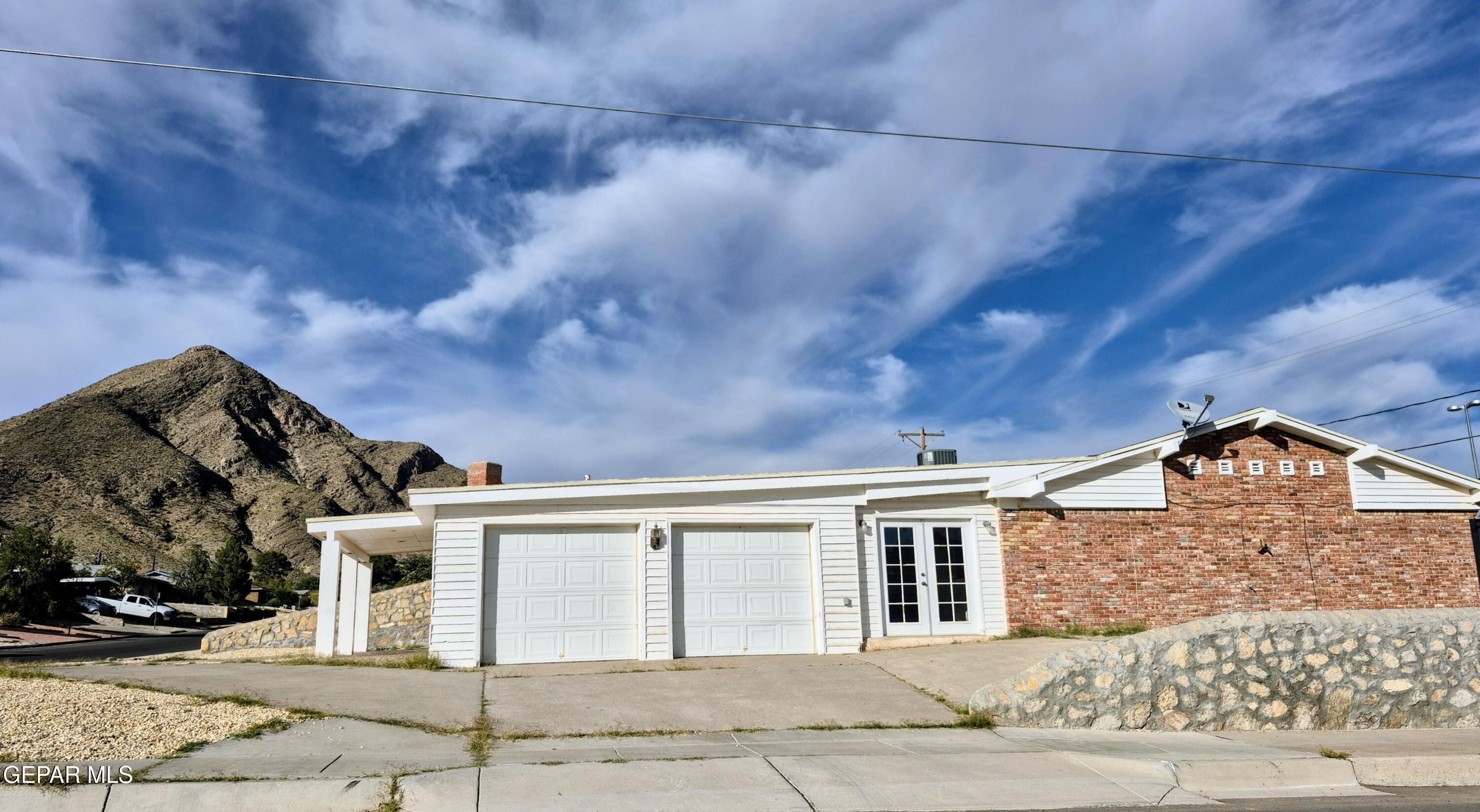 4700 Louisiana Street Property Photo 1