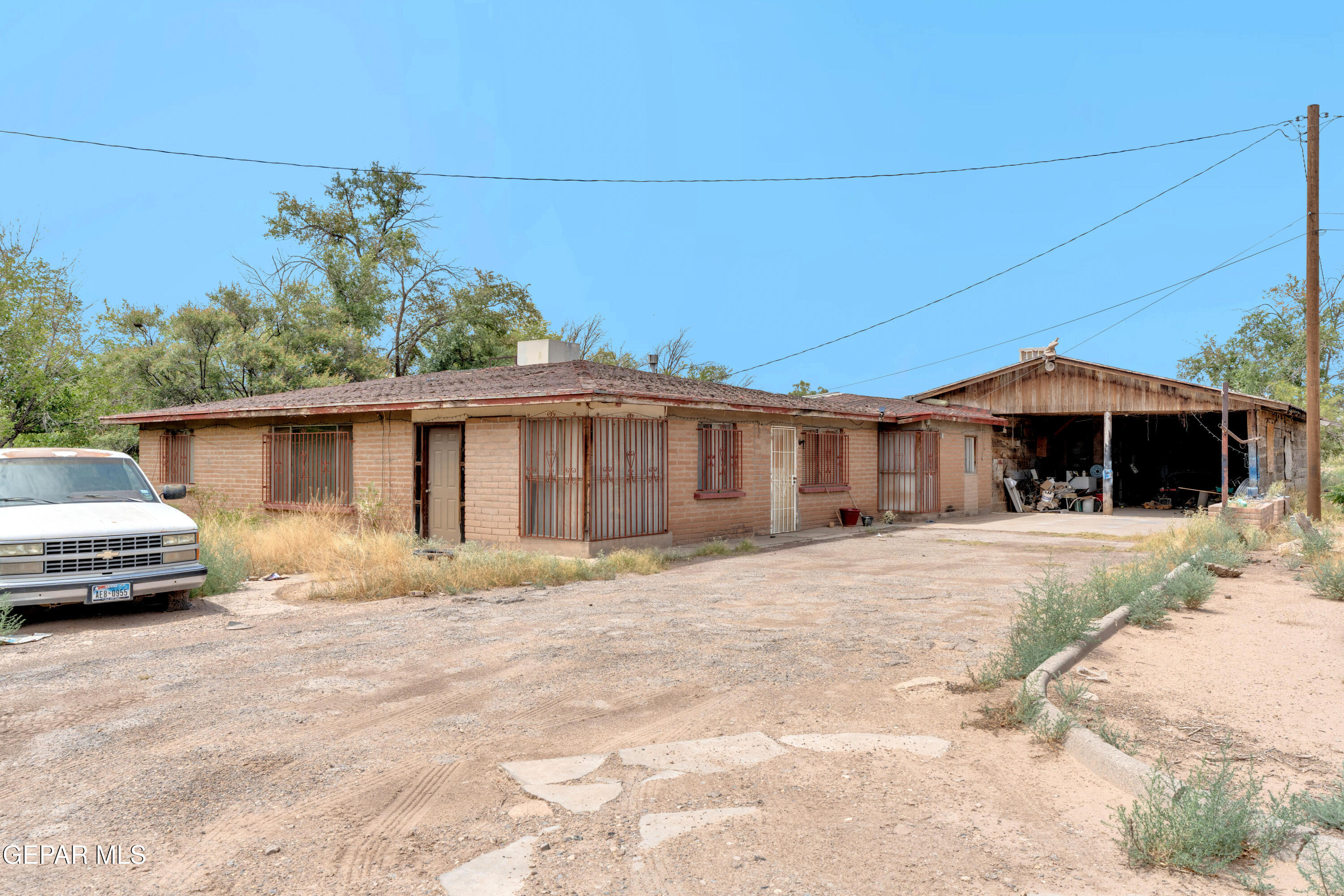 612 Raymundo Road Property Photo 1