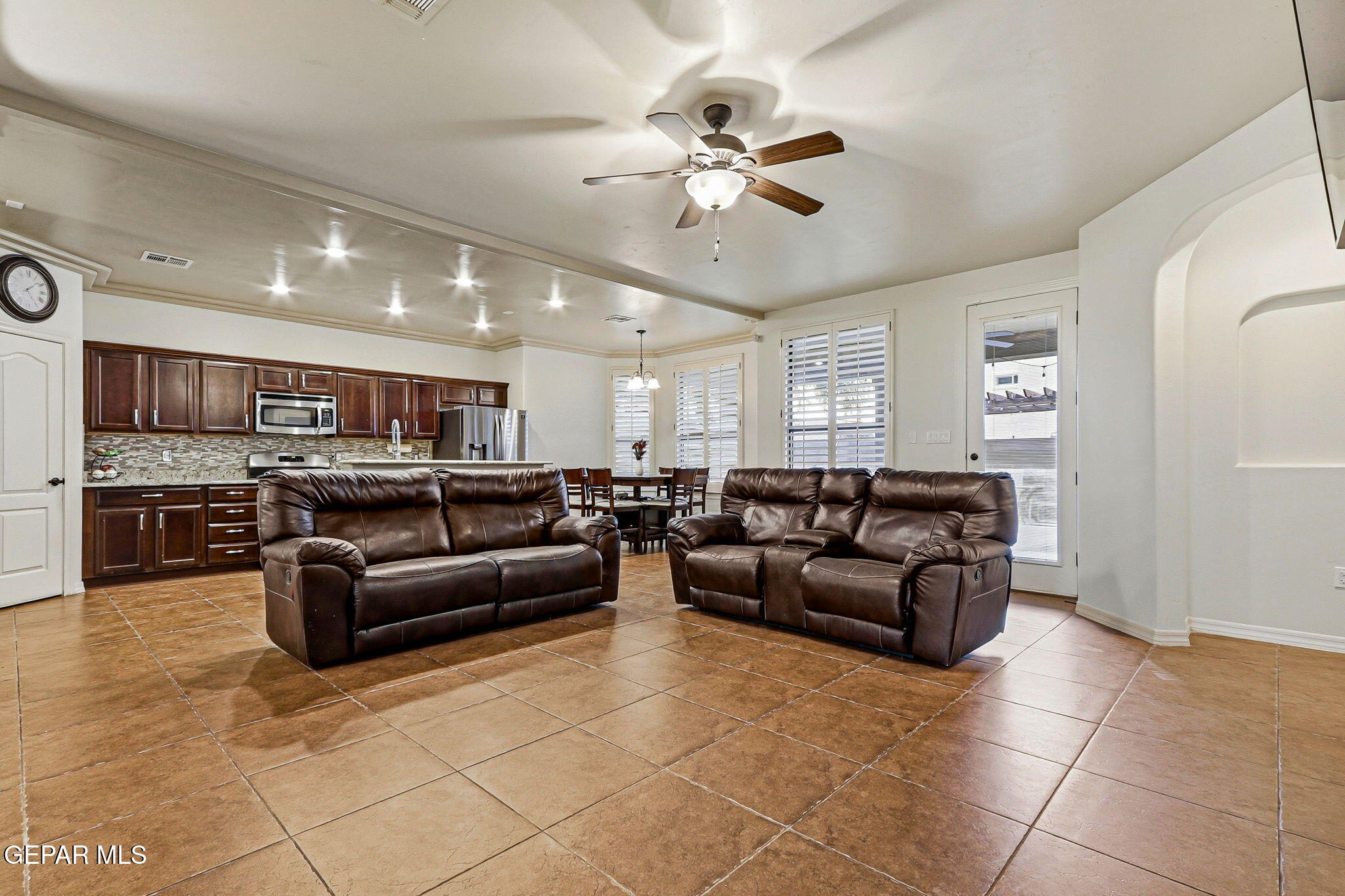 7388 Brays Landing Drive Property Photo 7