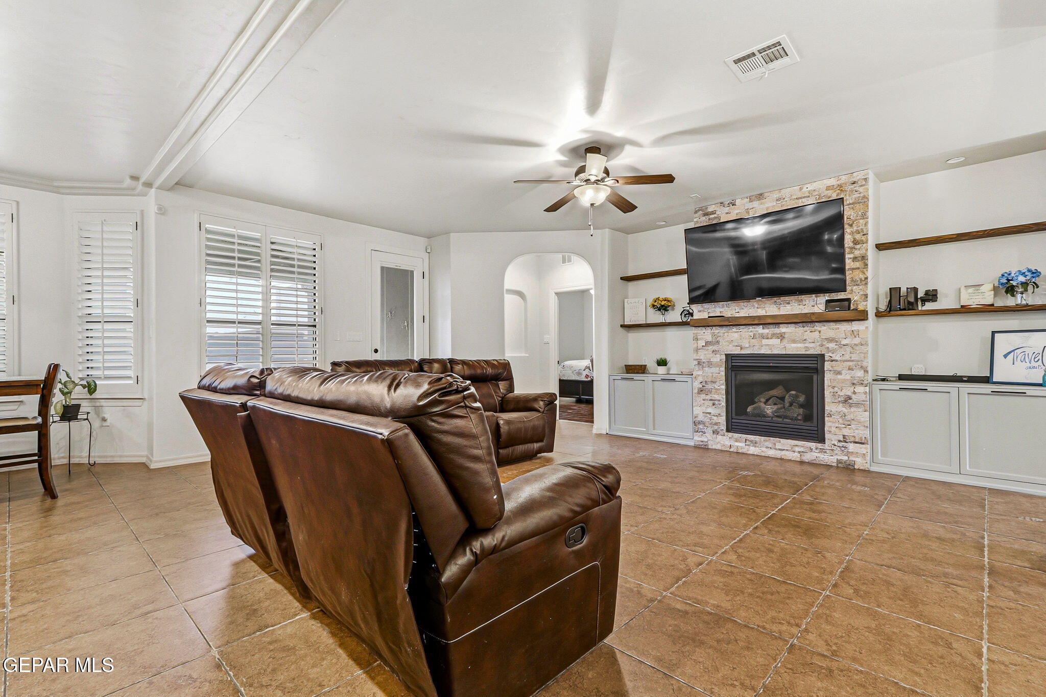 7388 Brays Landing Drive Property Photo 9