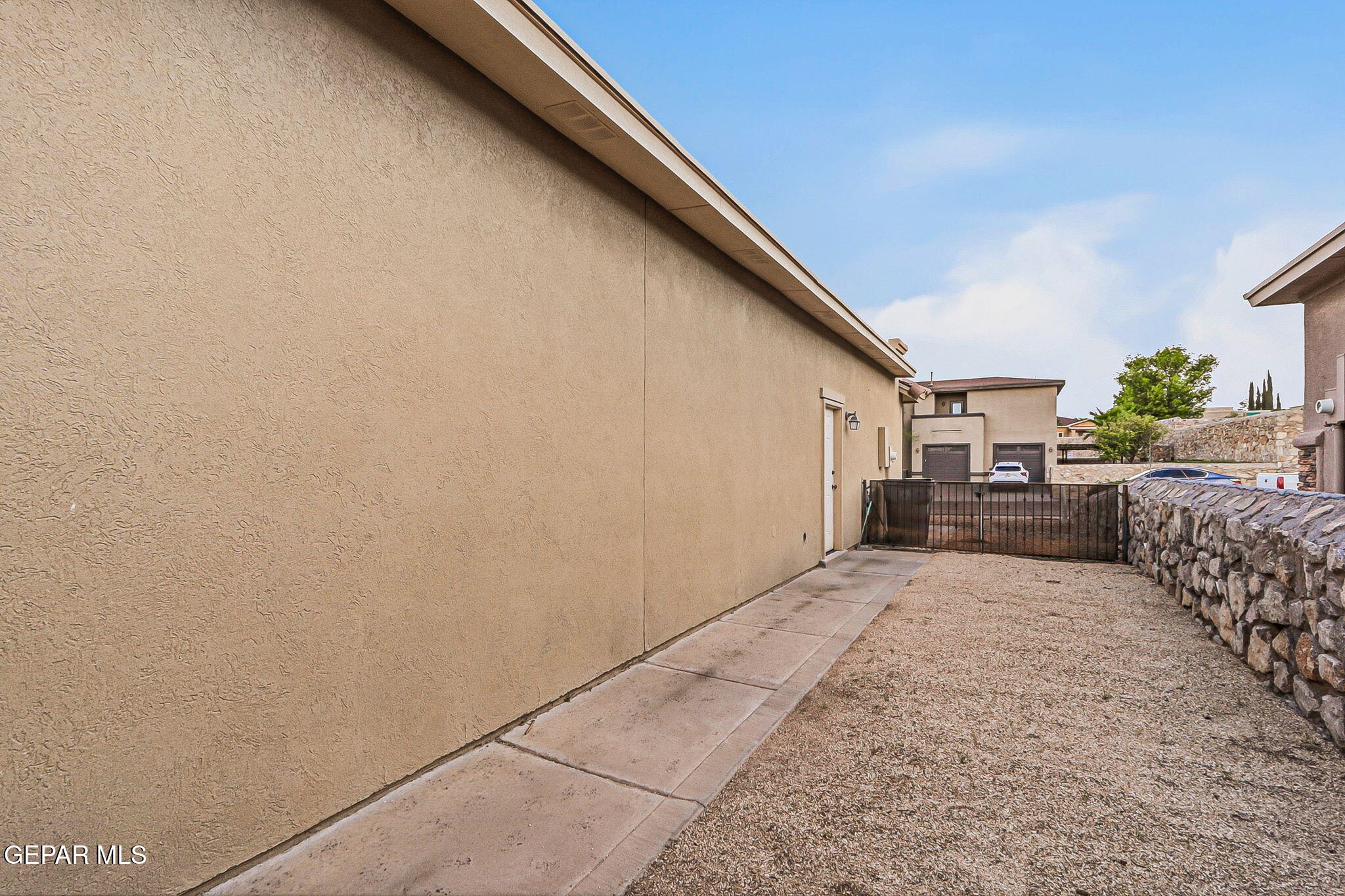7388 Brays Landing Drive Property Photo 42