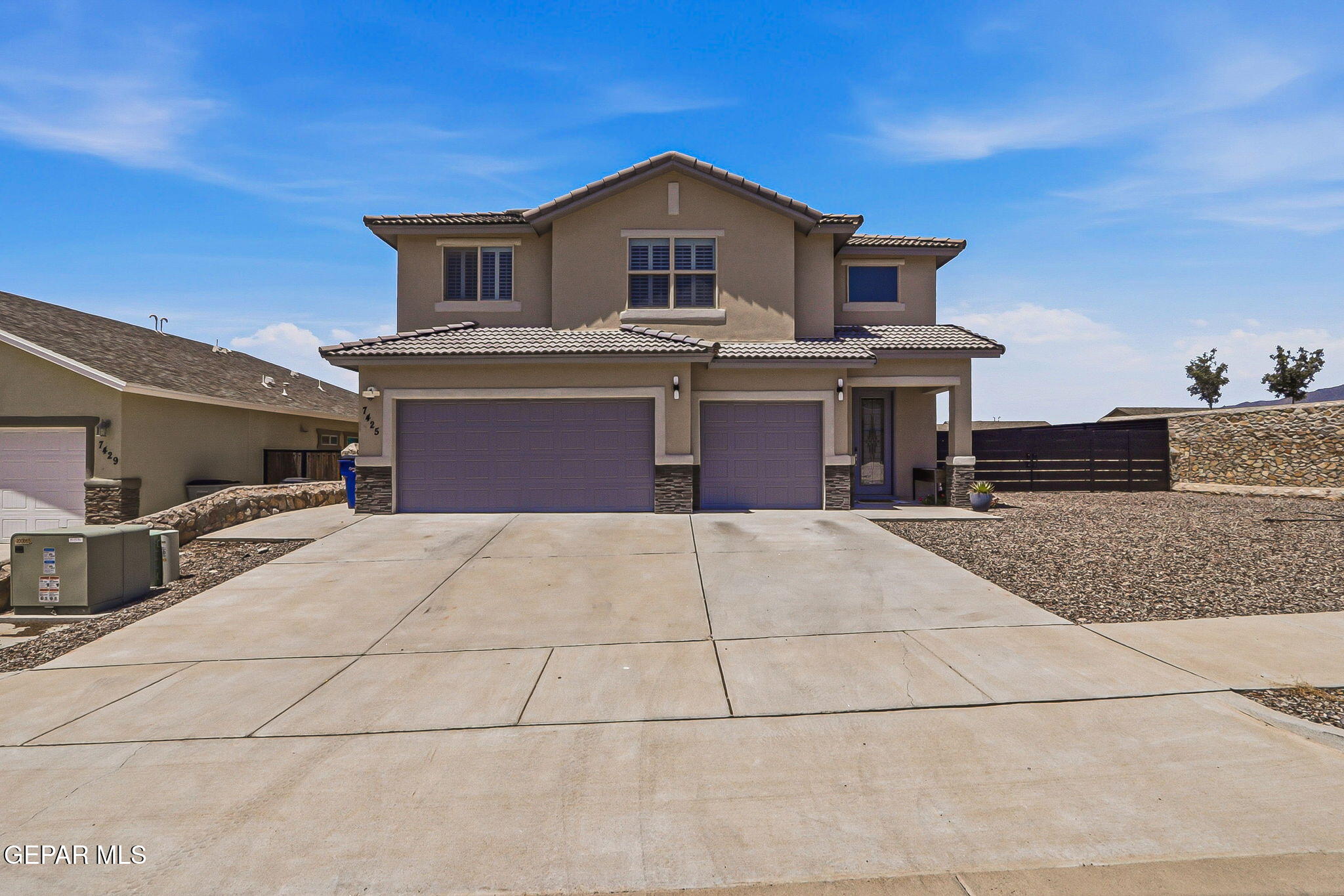 7425 Glacier Drive Property Photo 1