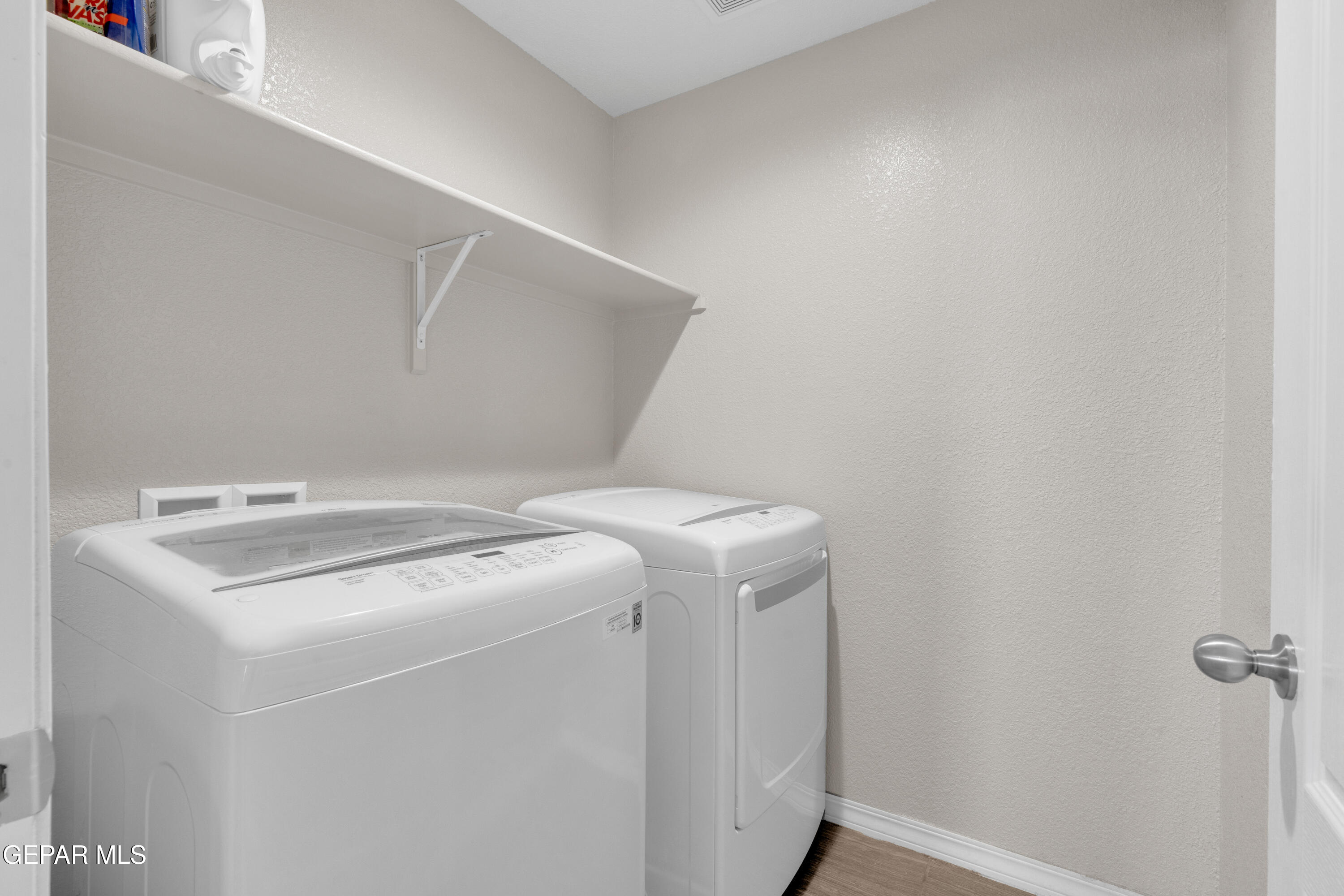 6552 Geyser Drive Property Photo 45