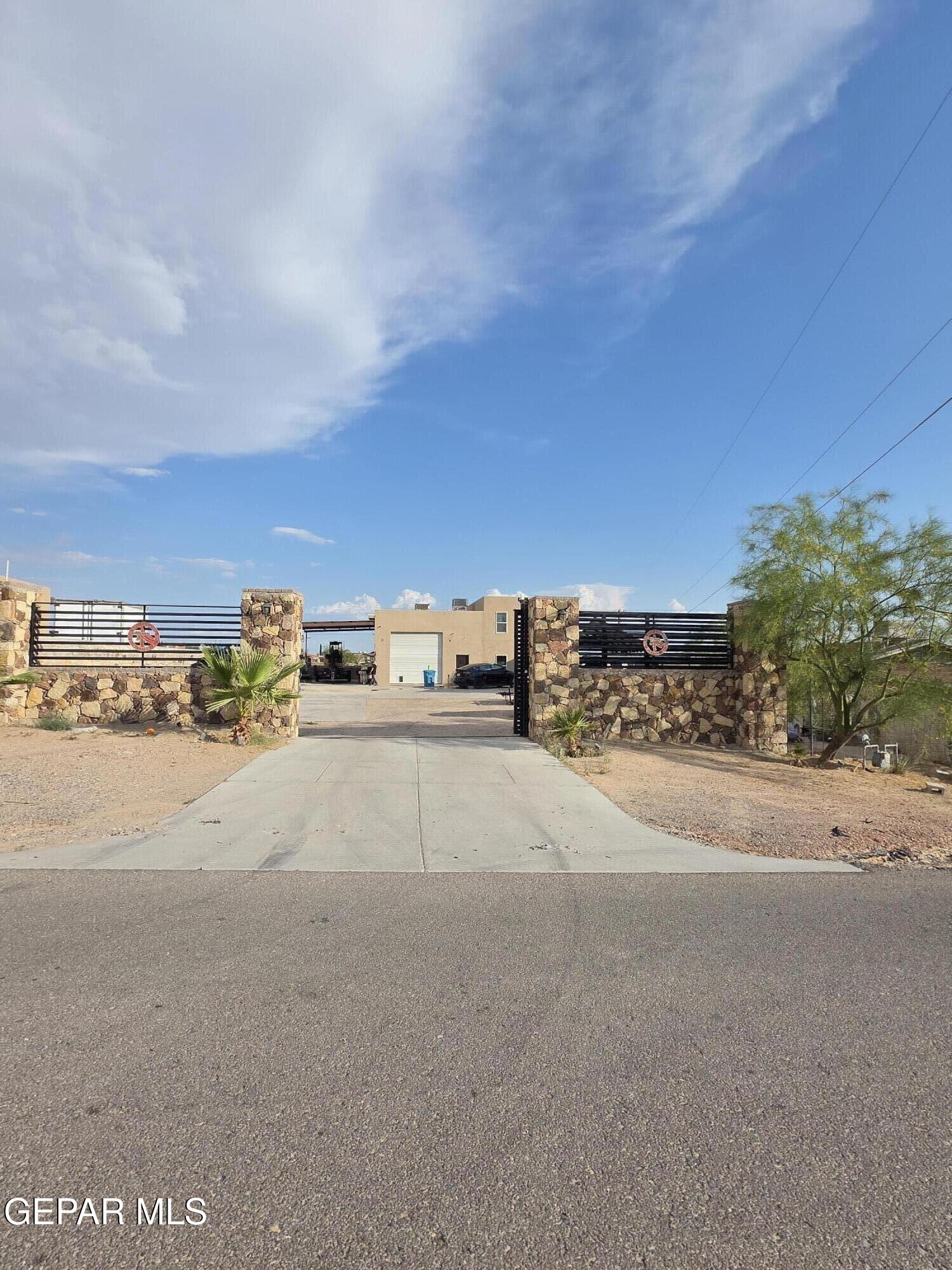 12700 Chaucer Road Property Photo 1