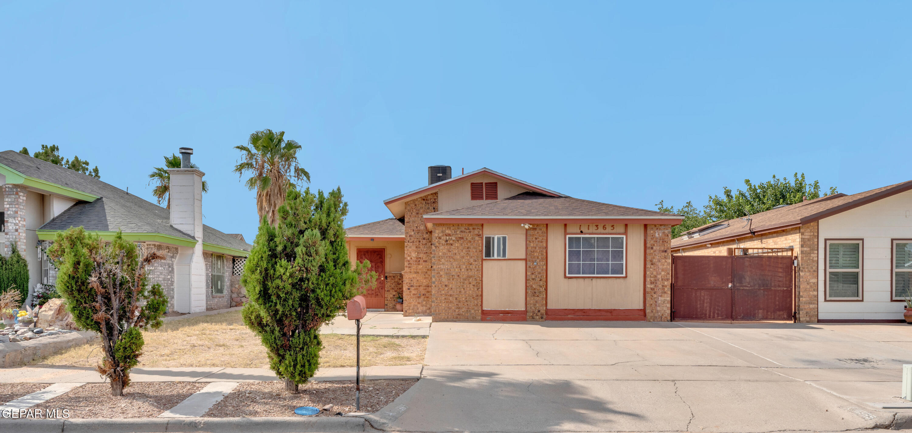 11365 Lake Nasser Drive Property Photo 1