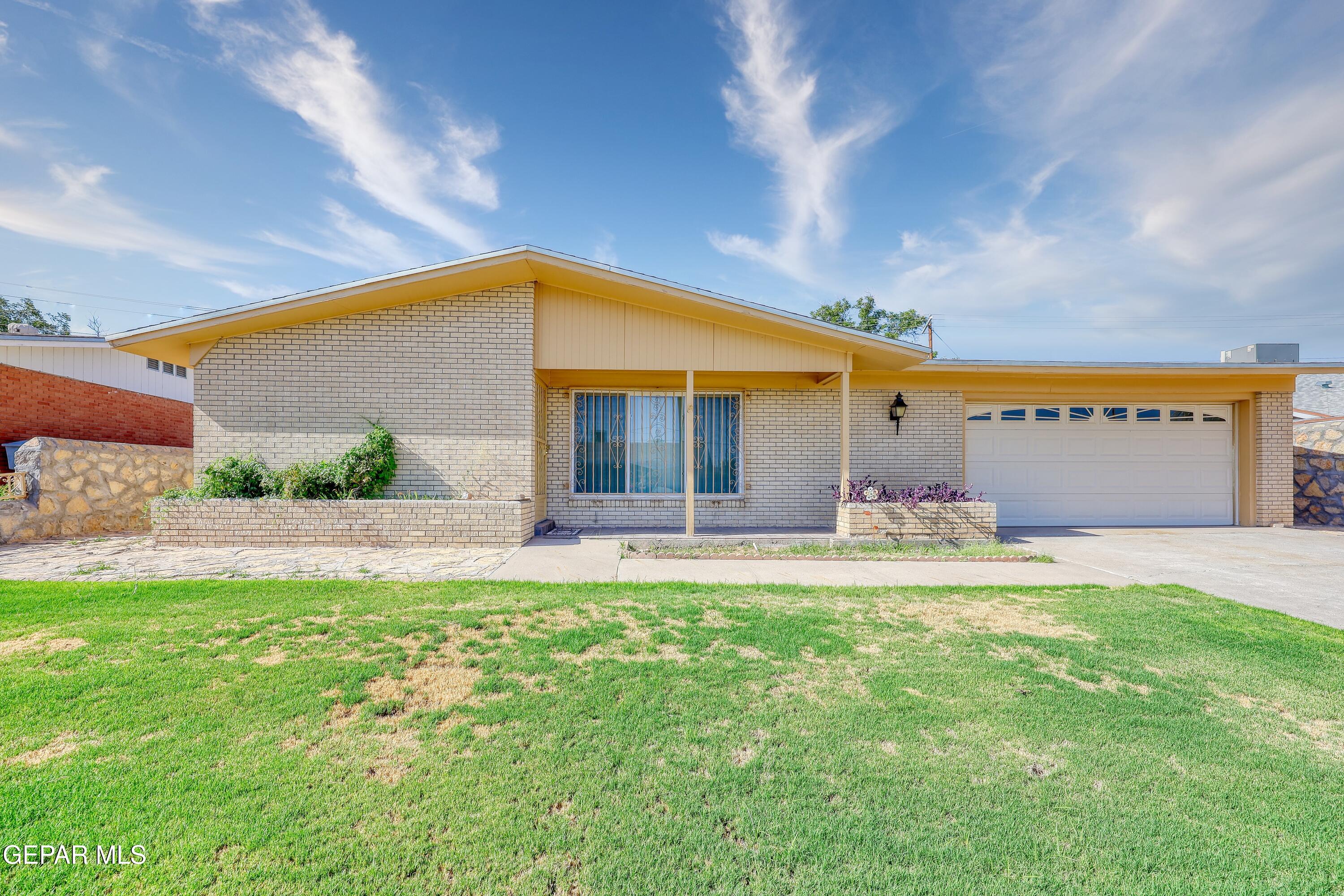 10104 Cork Drive Property Photo 1