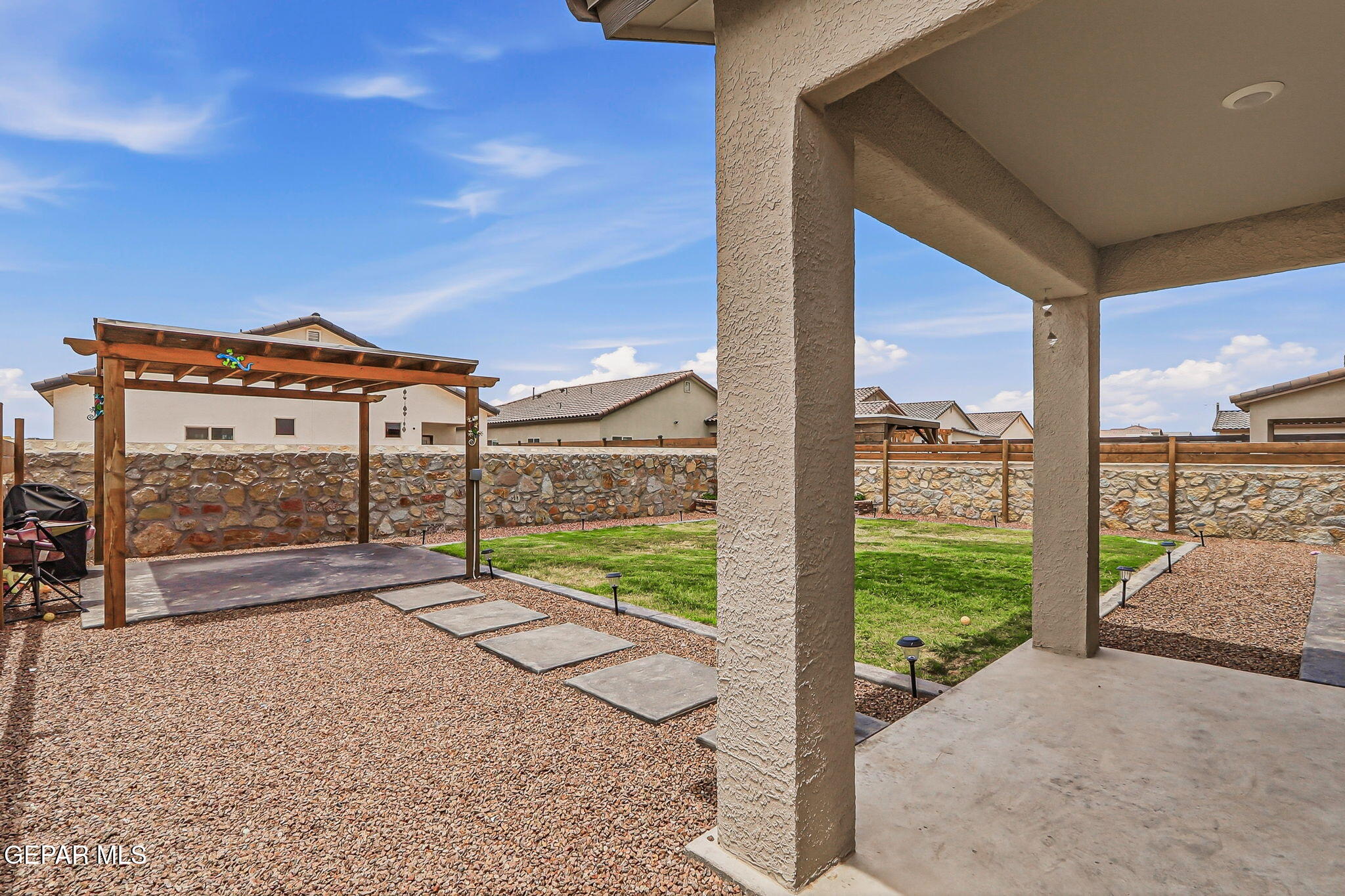 909 Indigo Sky Street Property Photo 39