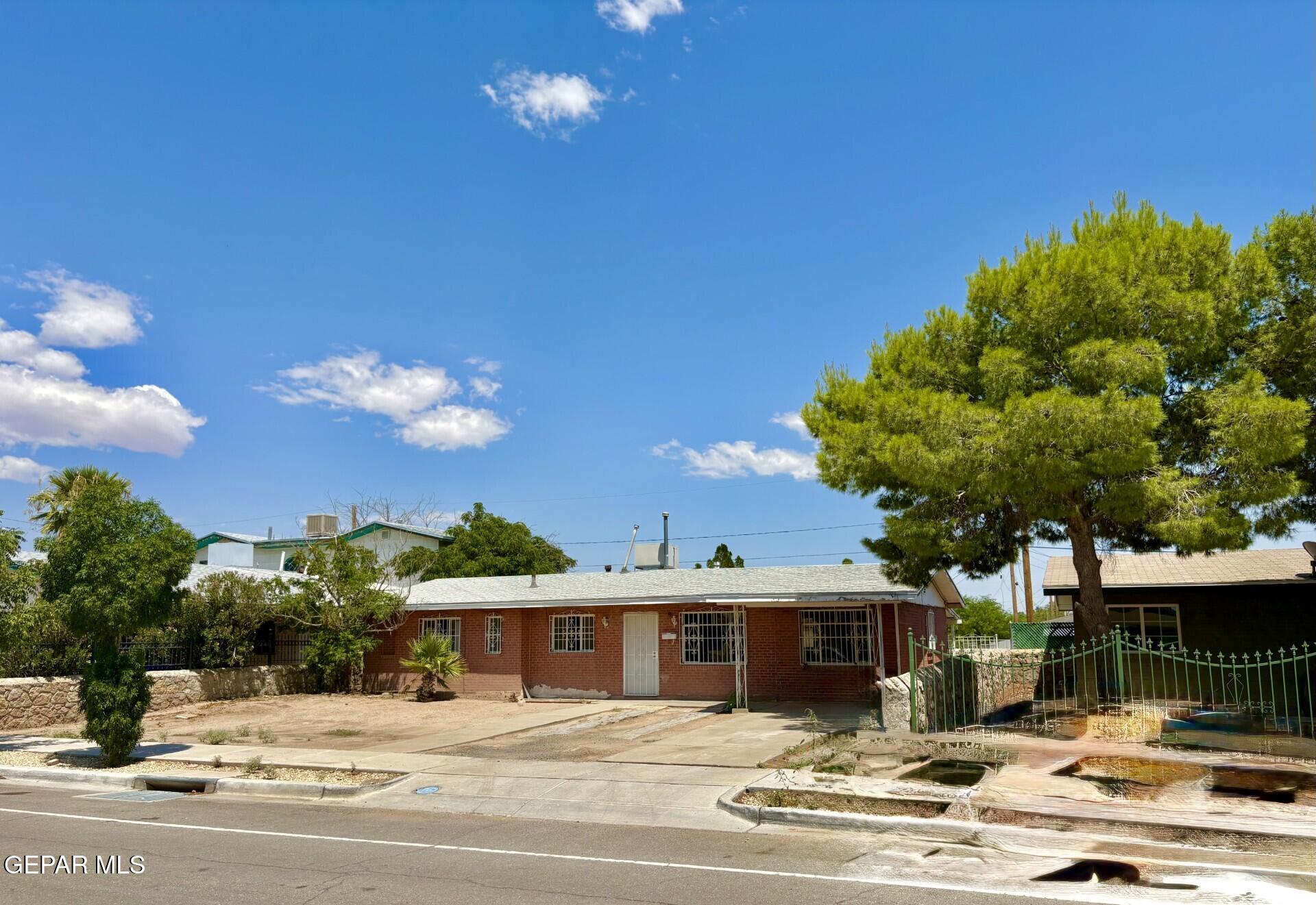 604 Encino Drive Property Photo 1