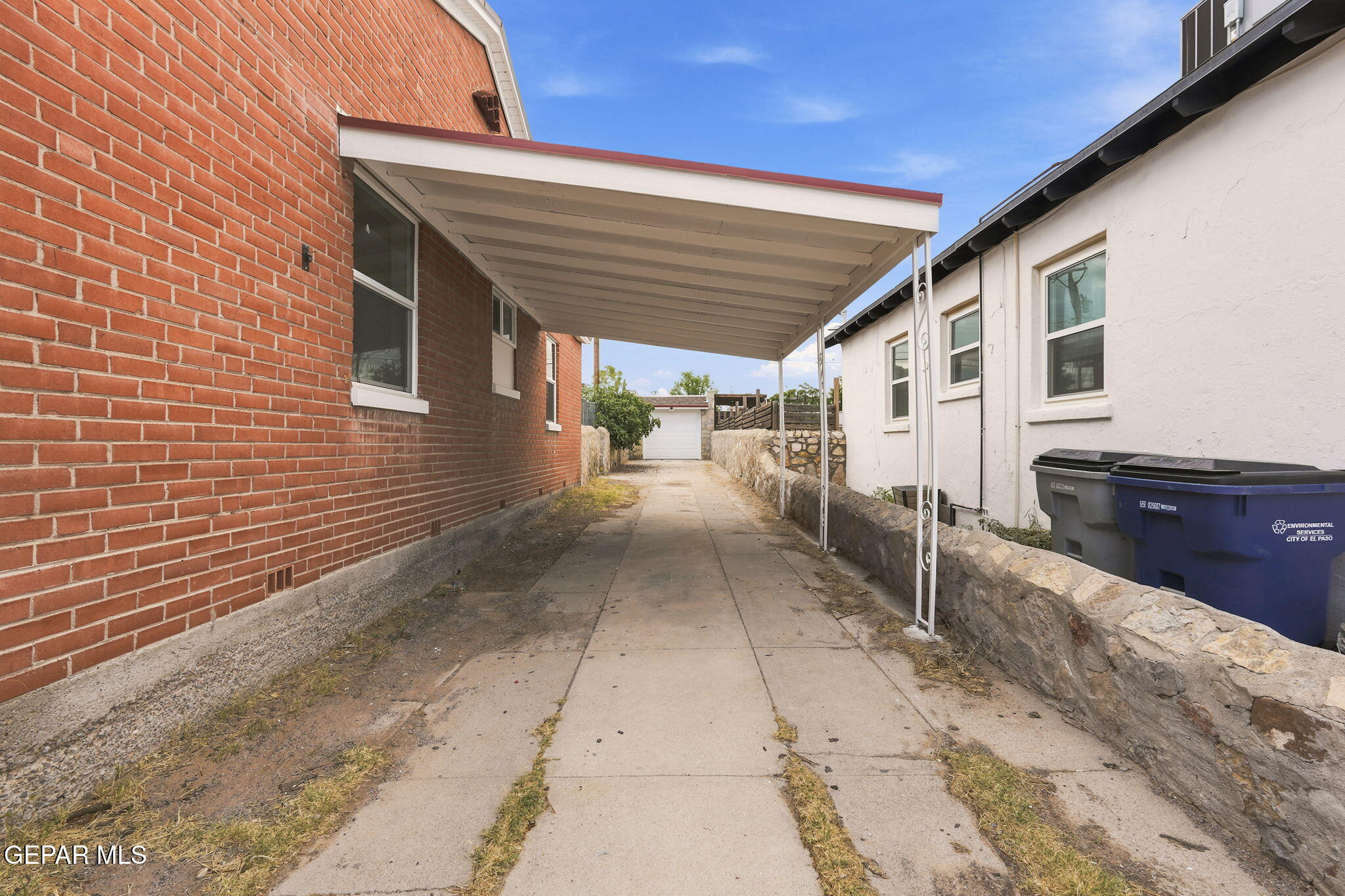 3019 Fort Boulevard Property Photo 6