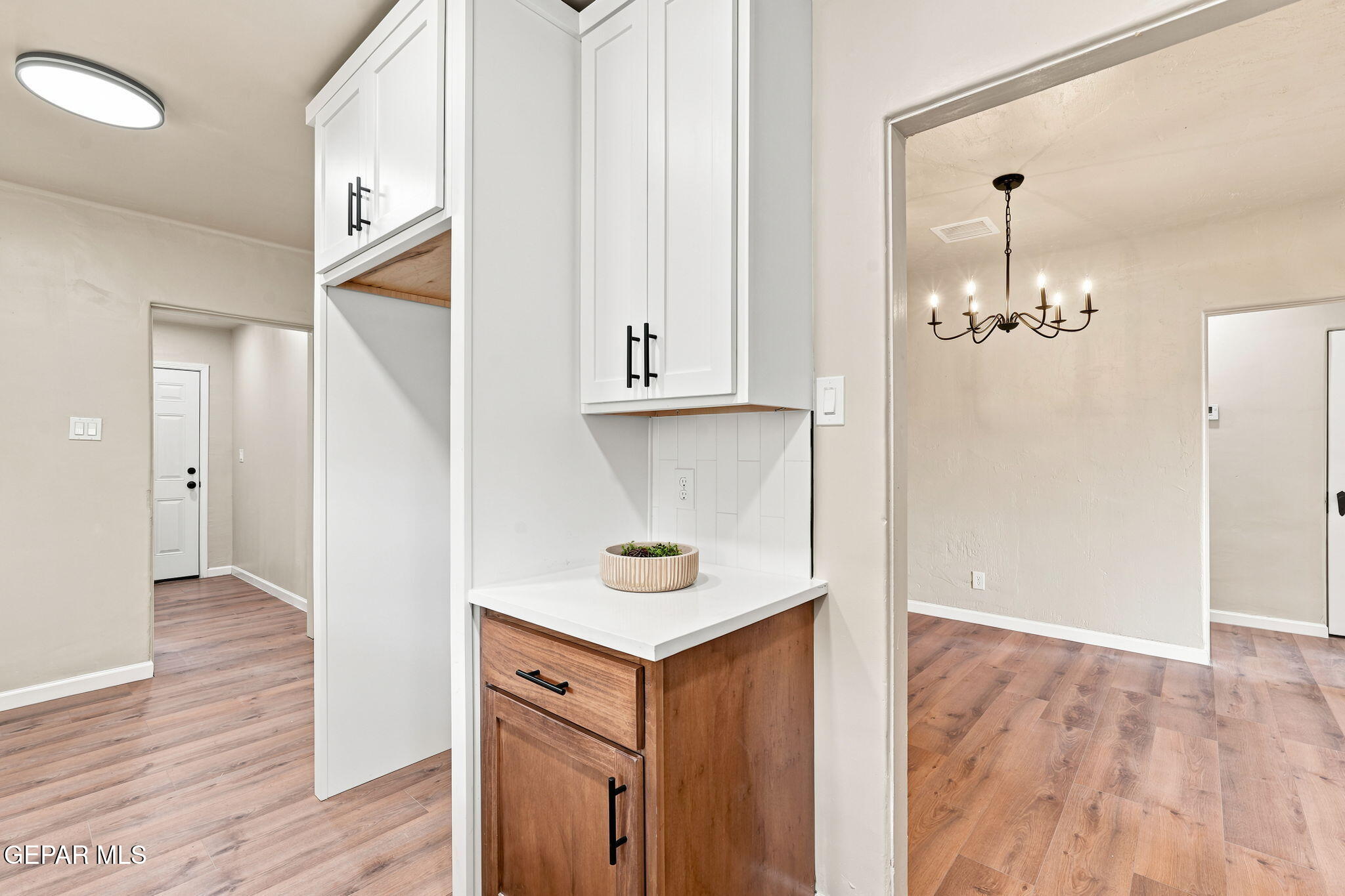 3019 Fort Boulevard Property Photo 8