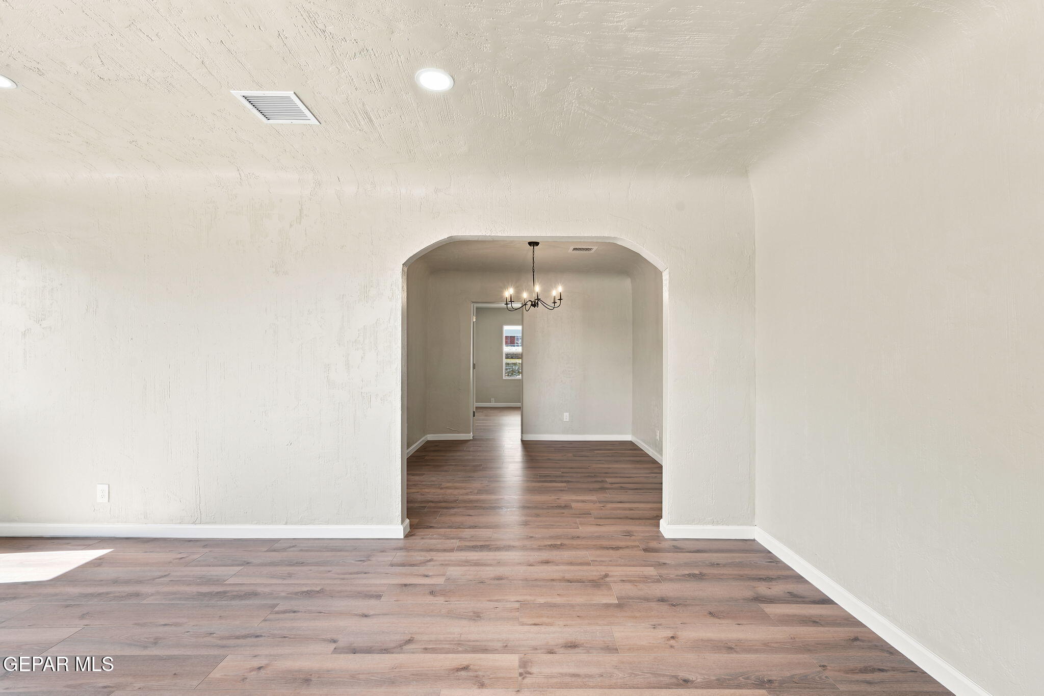 3019 Fort Boulevard Property Photo 14