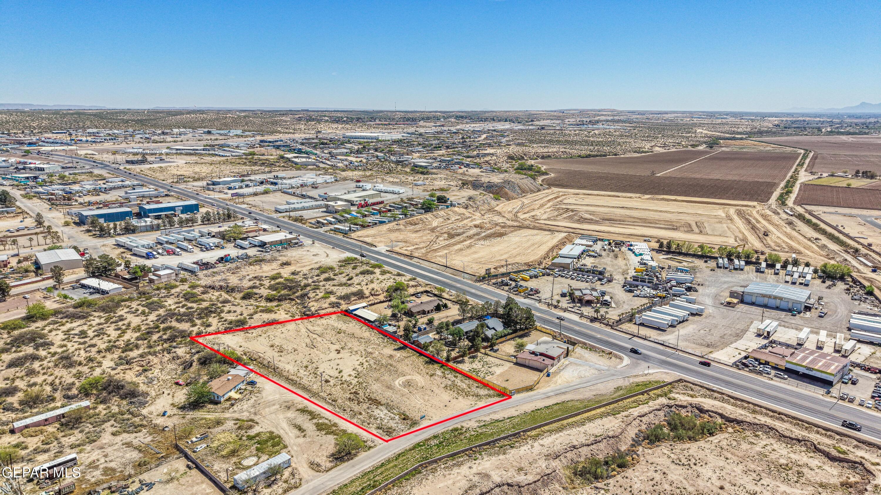 10883 Thunder Road Property Photo 1
