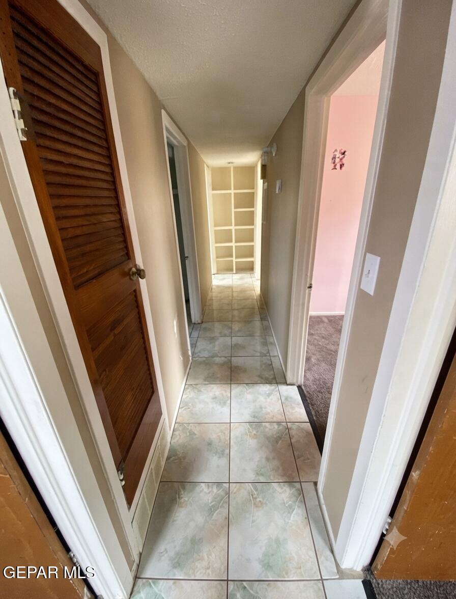 708 E Washington Street Property Photo 10