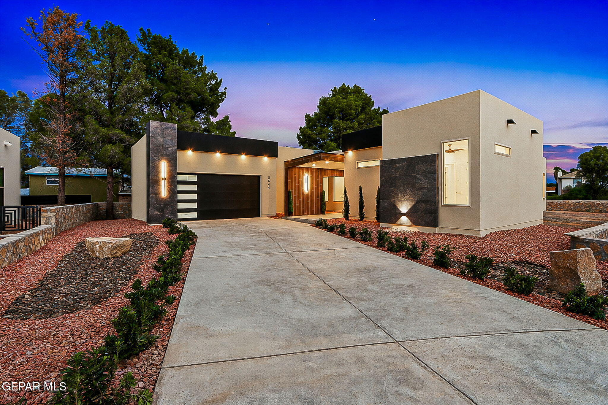 5644 Rio Bonito Circle Property Photo 1