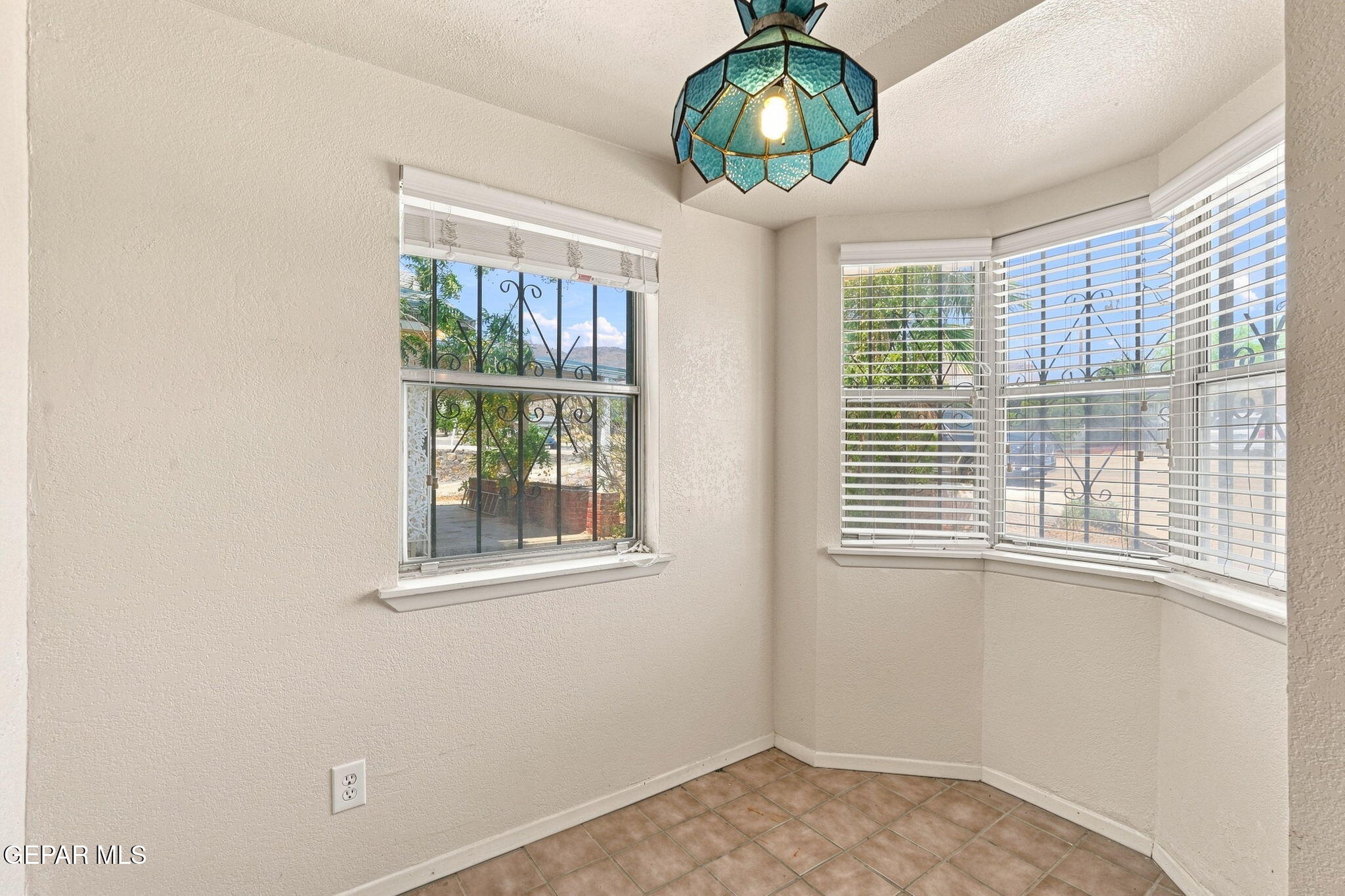 3110 Van Buren Avenue Property Photo 6