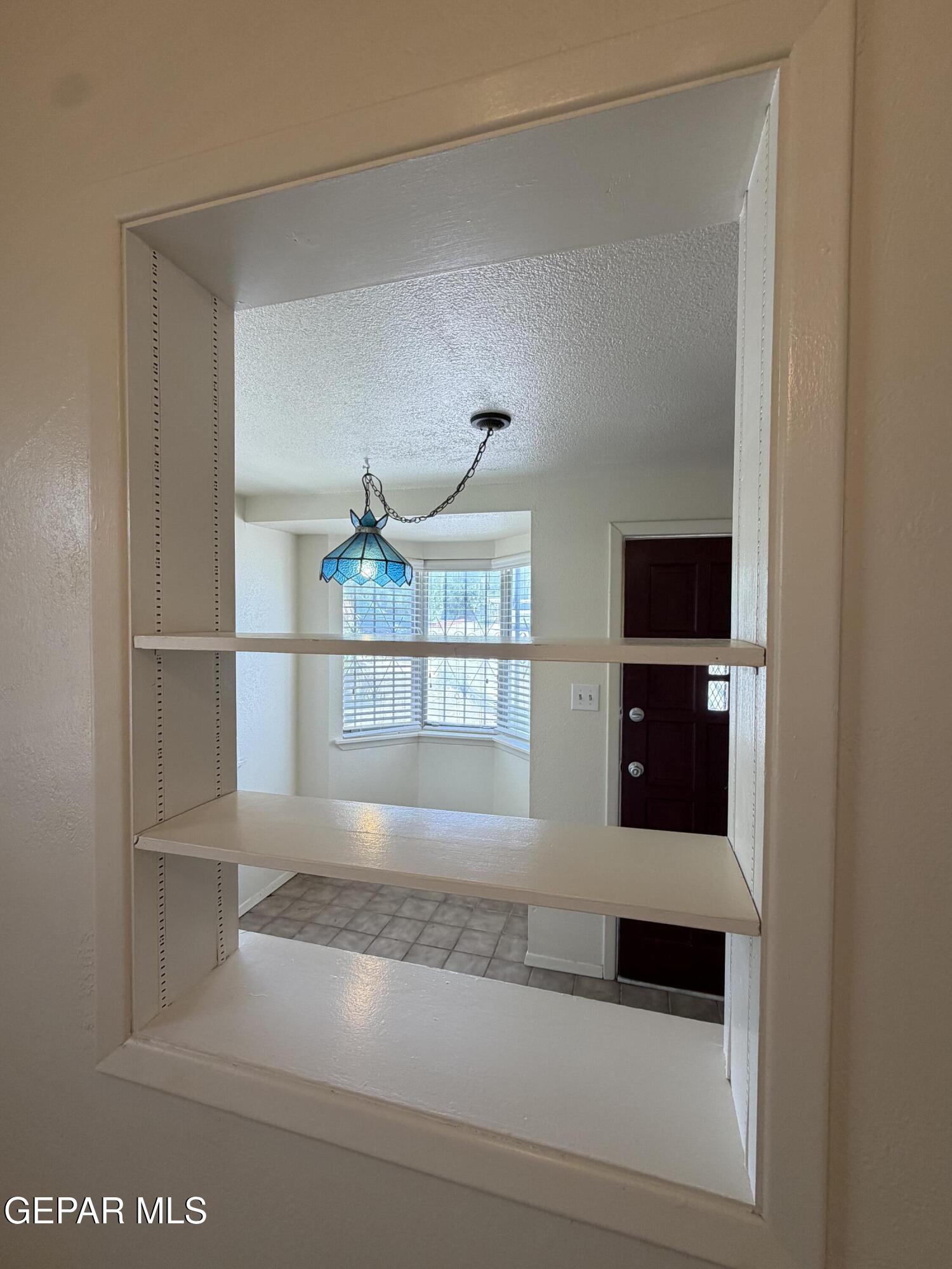 3110 Van Buren Avenue Property Photo 7