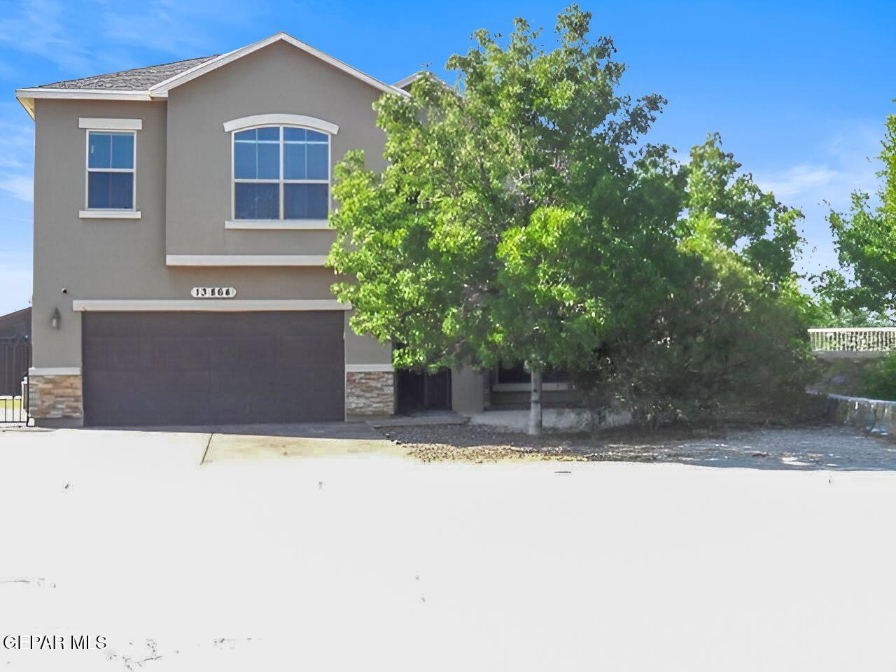 13864 HOLLYWOOD Drive