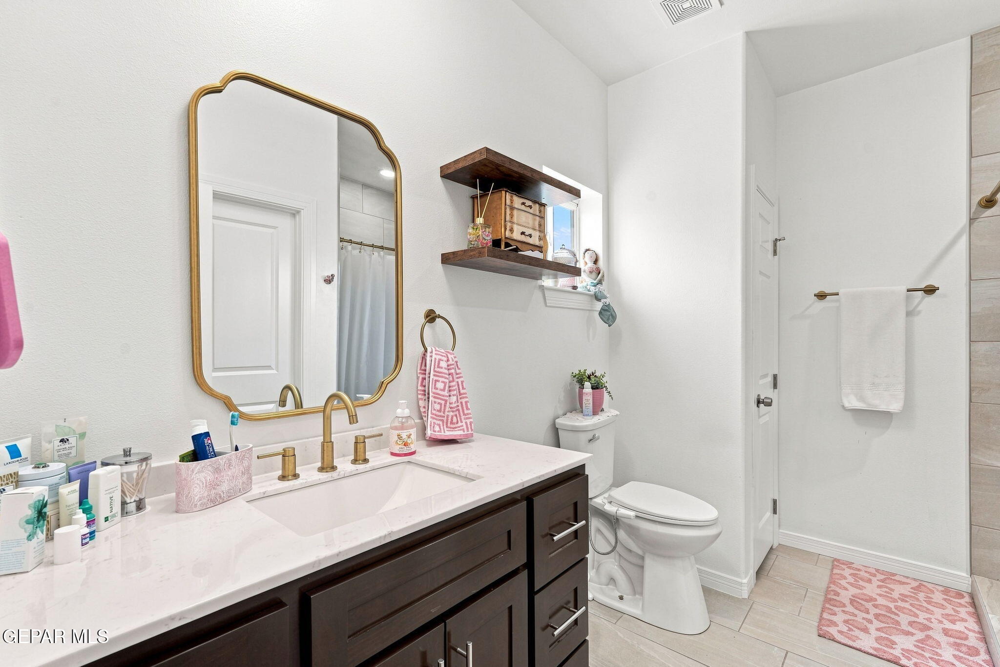 139 Main Street Property Photo 8