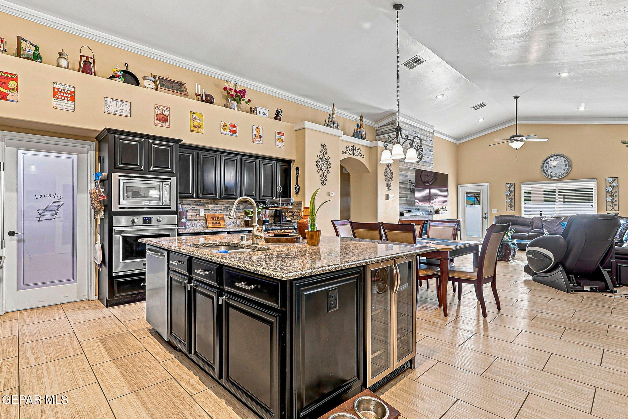 714 Gold Beach Drive Property Photo 14