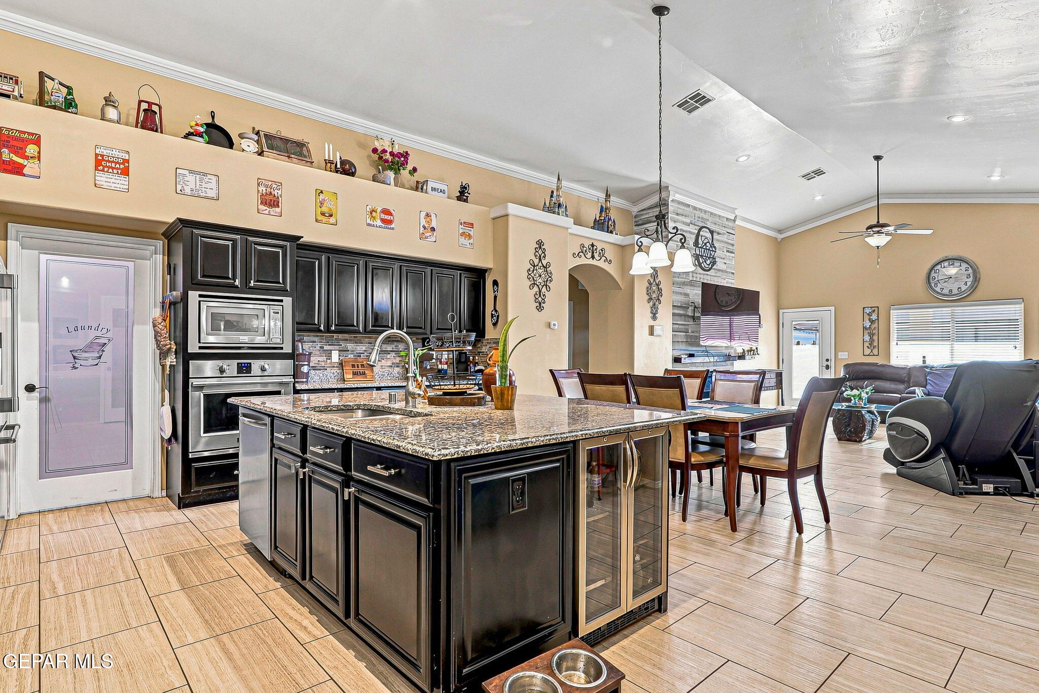 714 Gold Beach Drive Property Photo 15