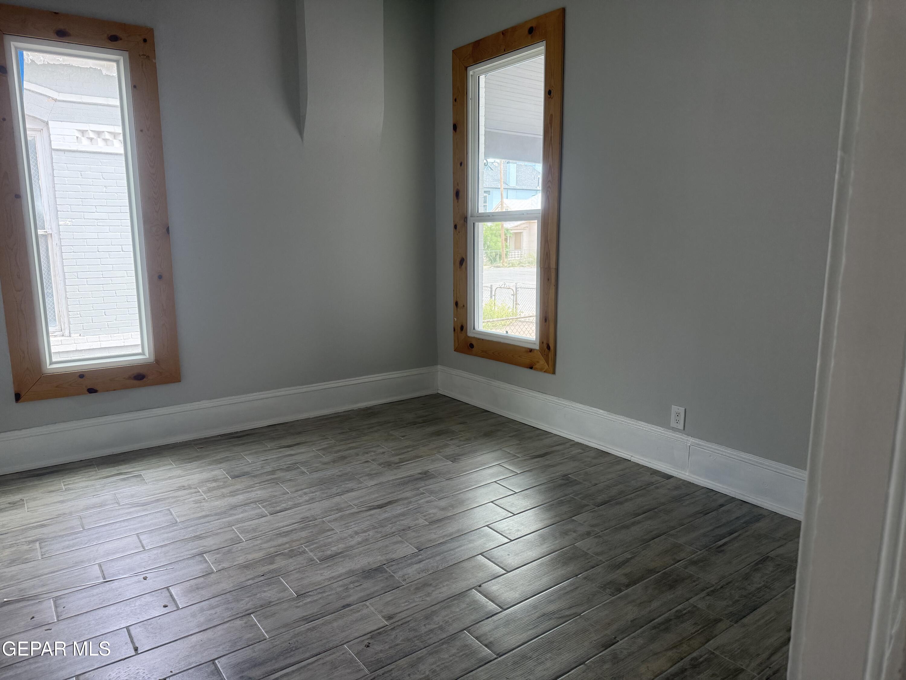 1102 N Florence Street Property Photo 15