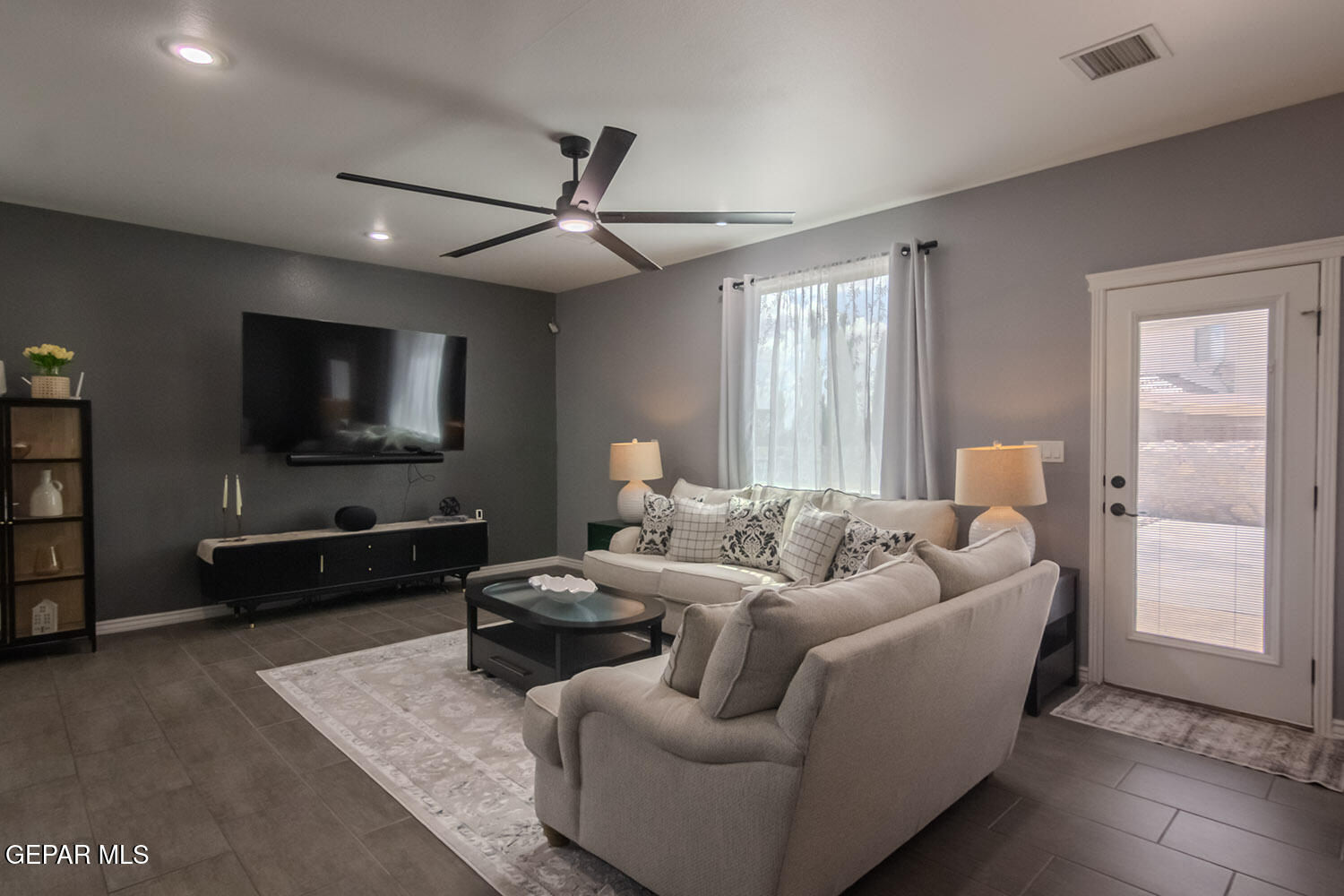7839 Enchanted Path Drive Property Photo 32