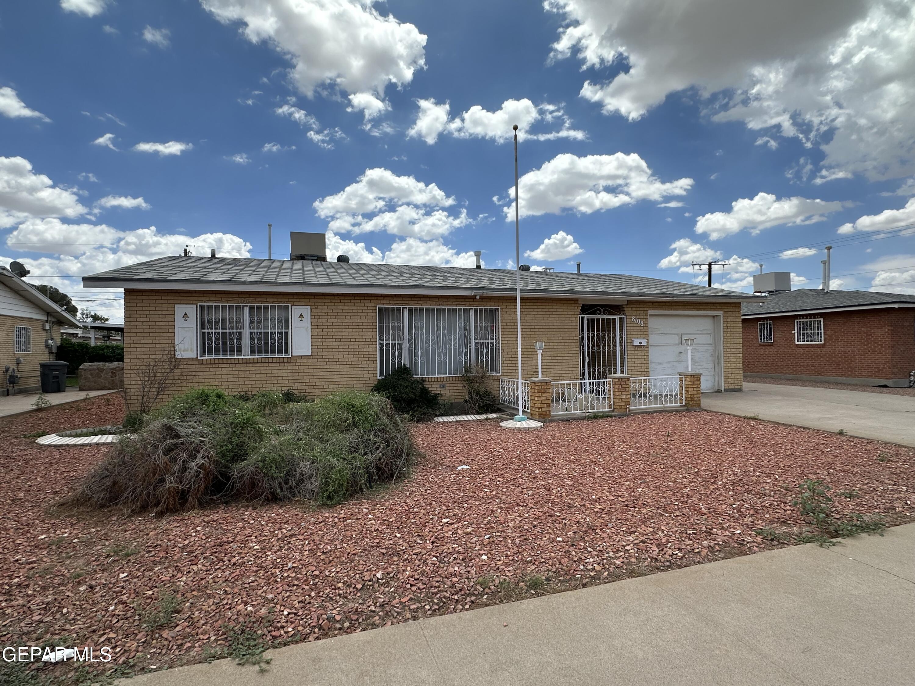 8108 Catalpa Lane Property Photo 1