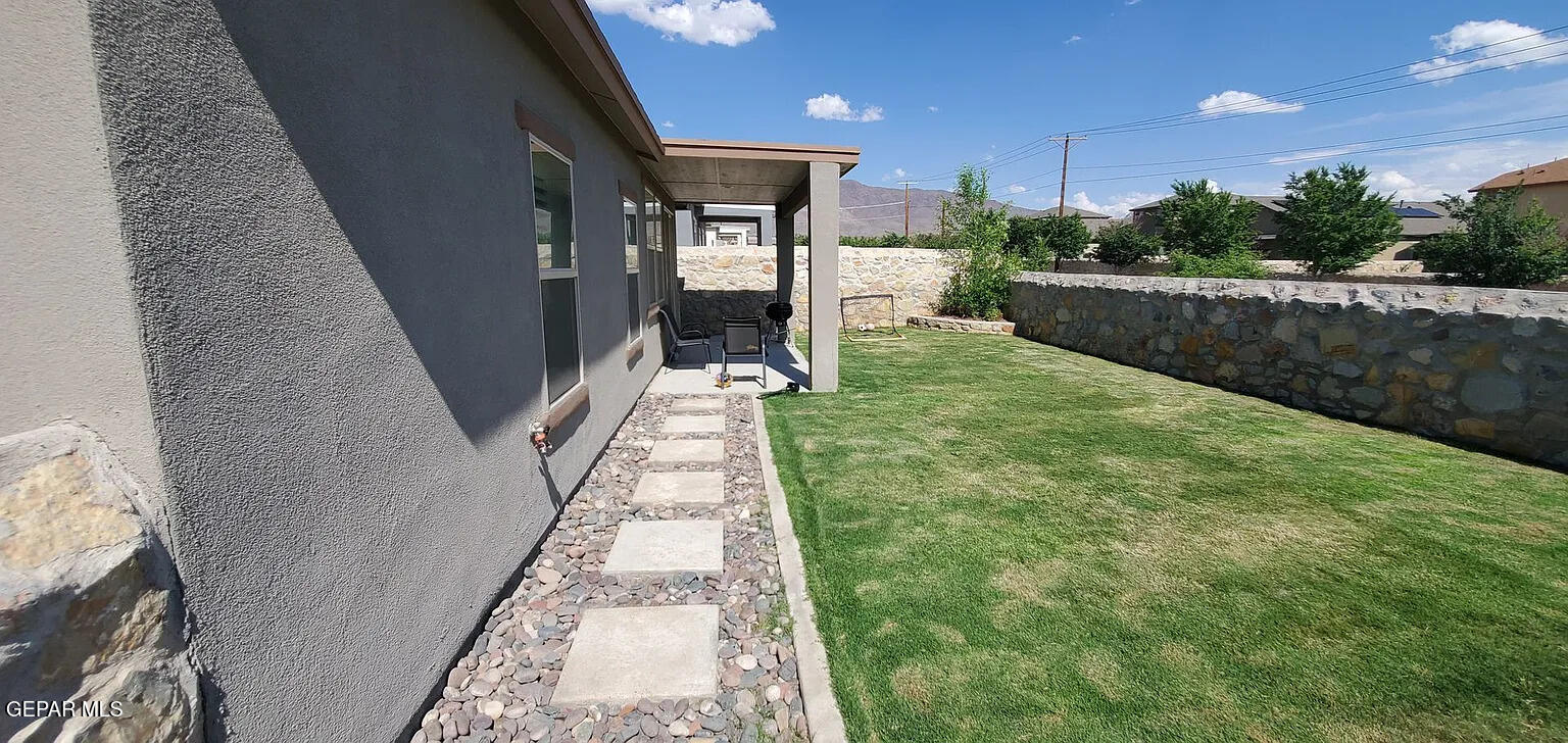 7420 Eagle Vista Drive Property Photo 15