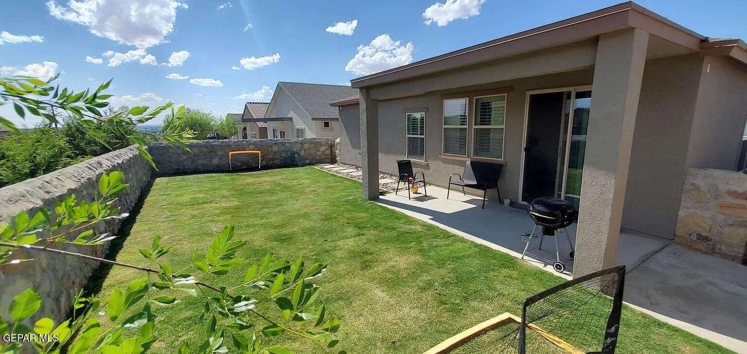 7420 Eagle Vista Drive Property Photo 16