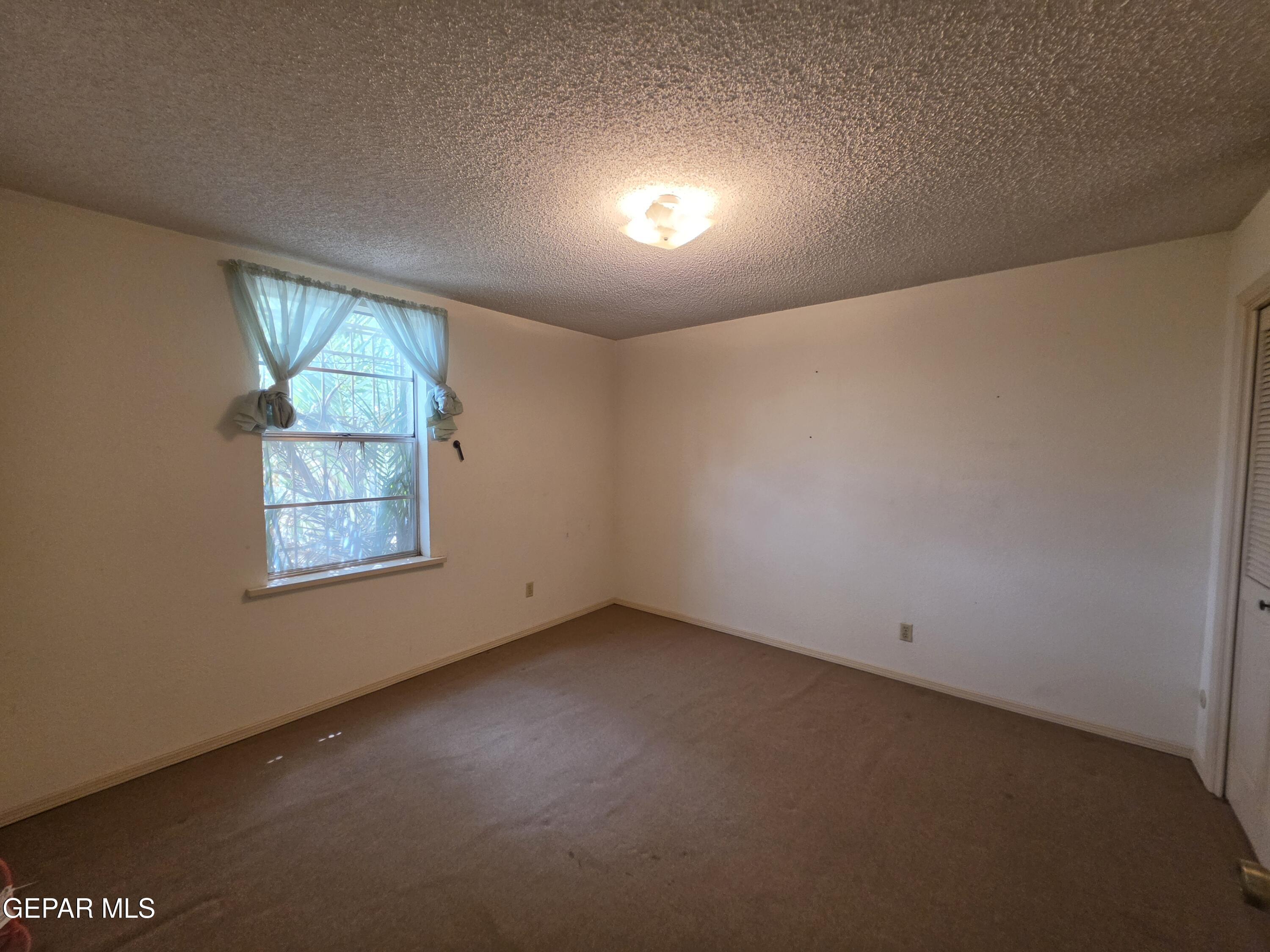 2228 Murchison Drive Property Photo 17