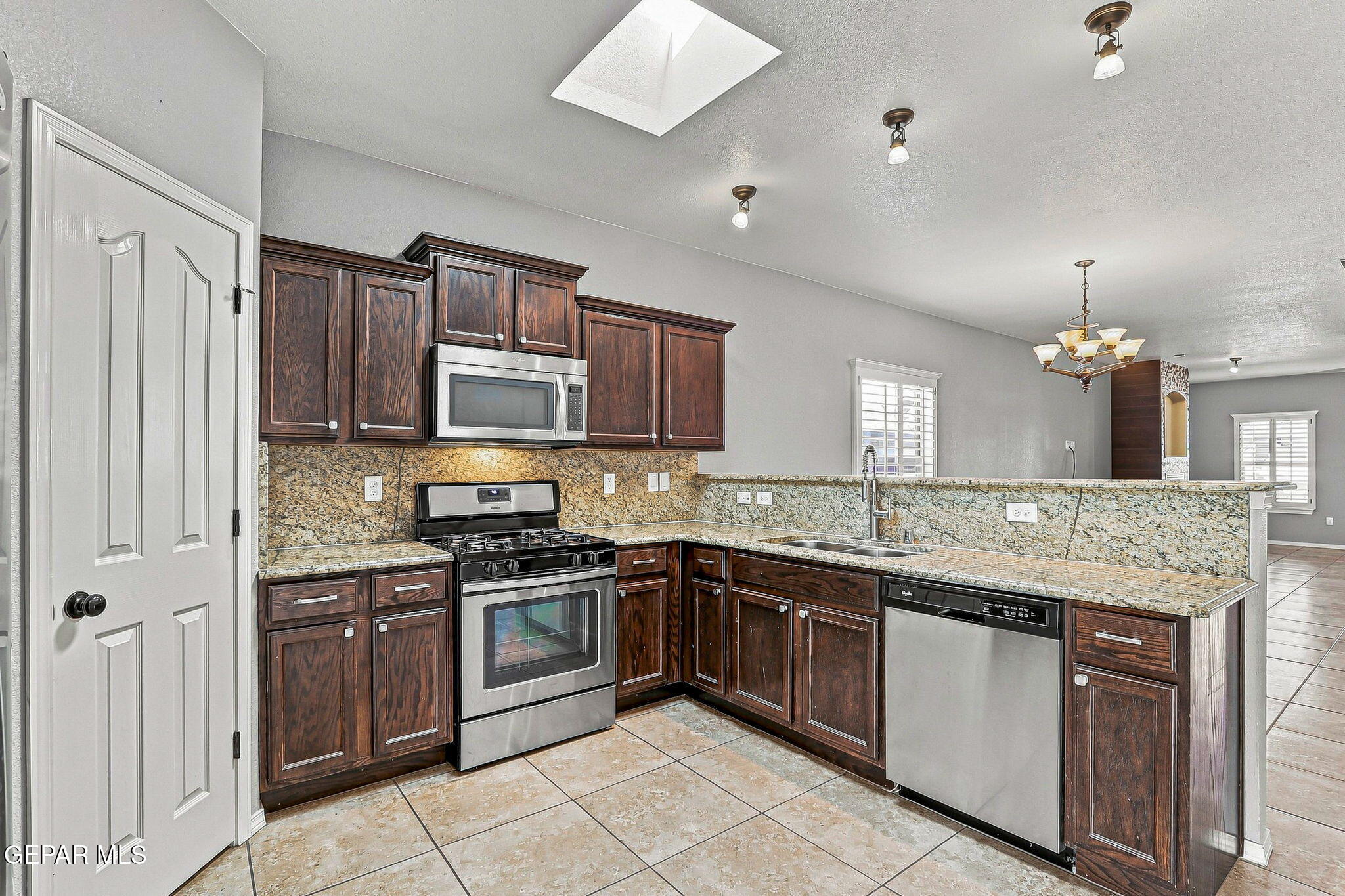 1612 Rayado Creek Lane Property Photo 7