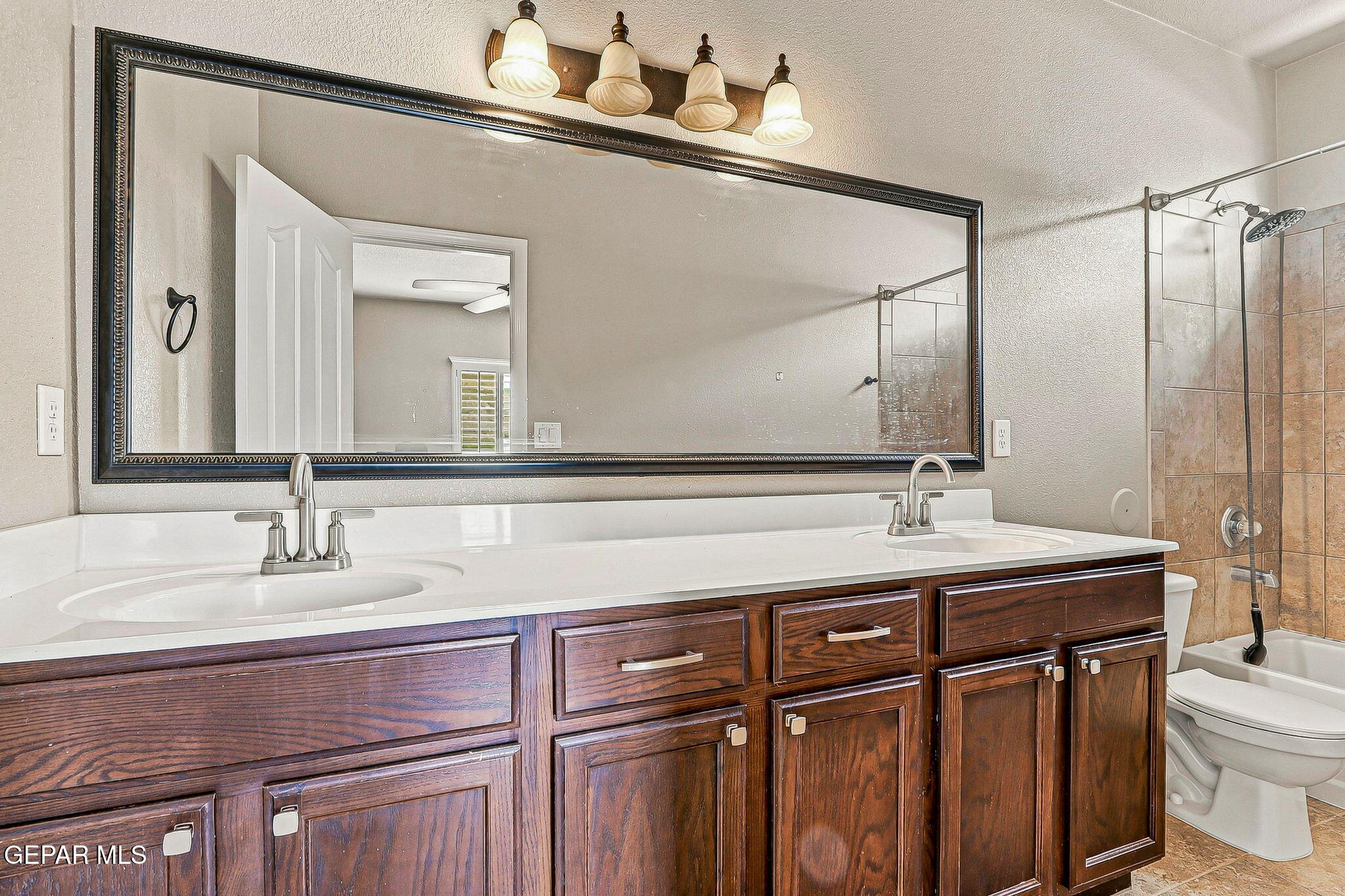 1612 Rayado Creek Lane Property Photo 28