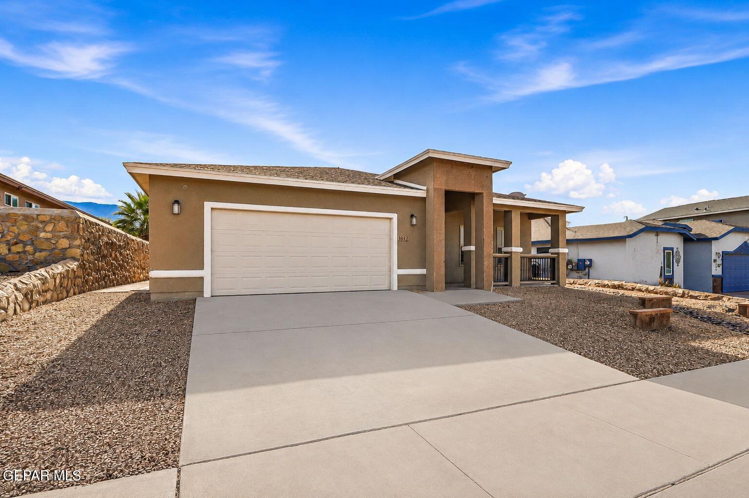 1612 Rayado Creek Lane Property Photo 35