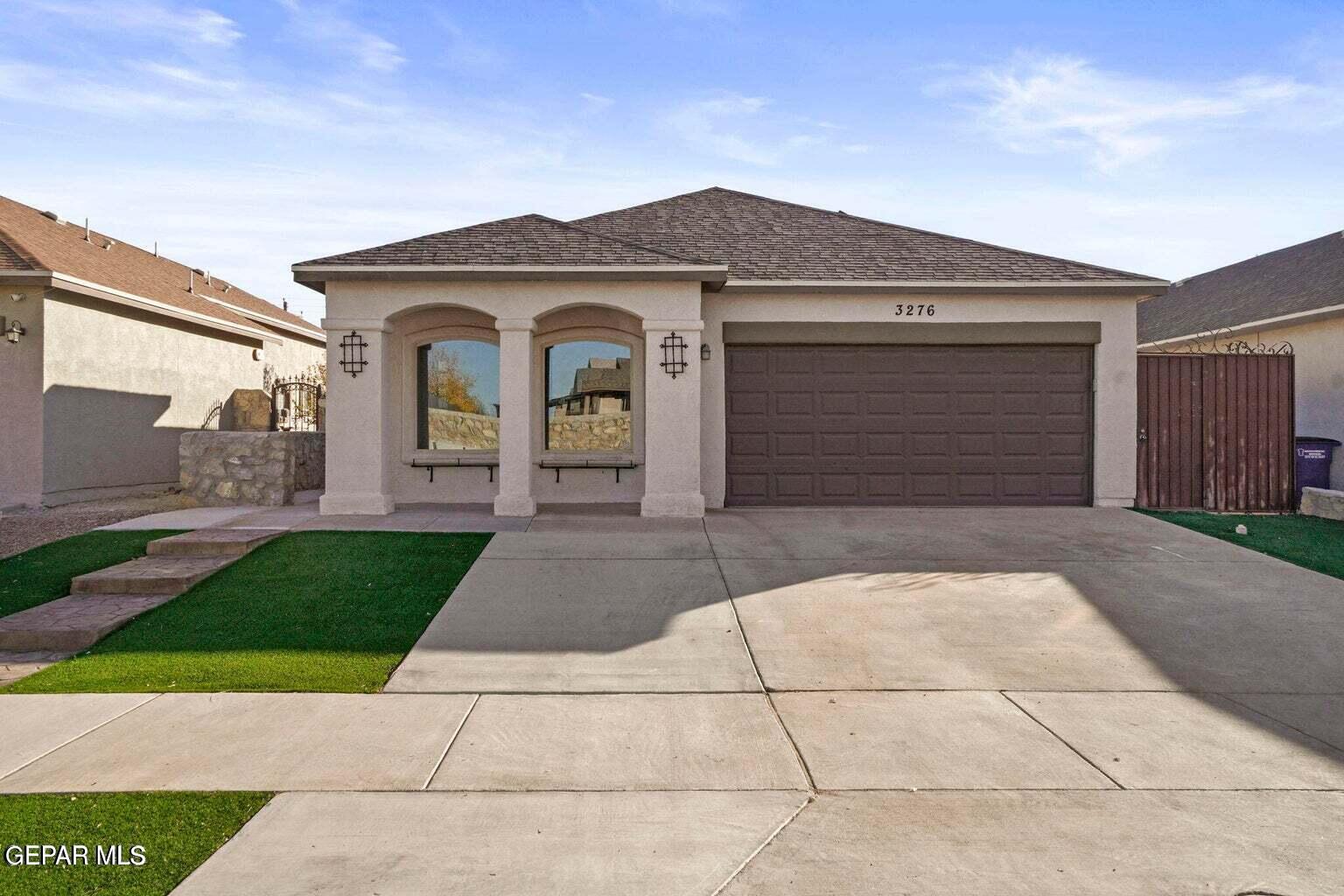 3276 PERUVIAN PASO Property Photo 1