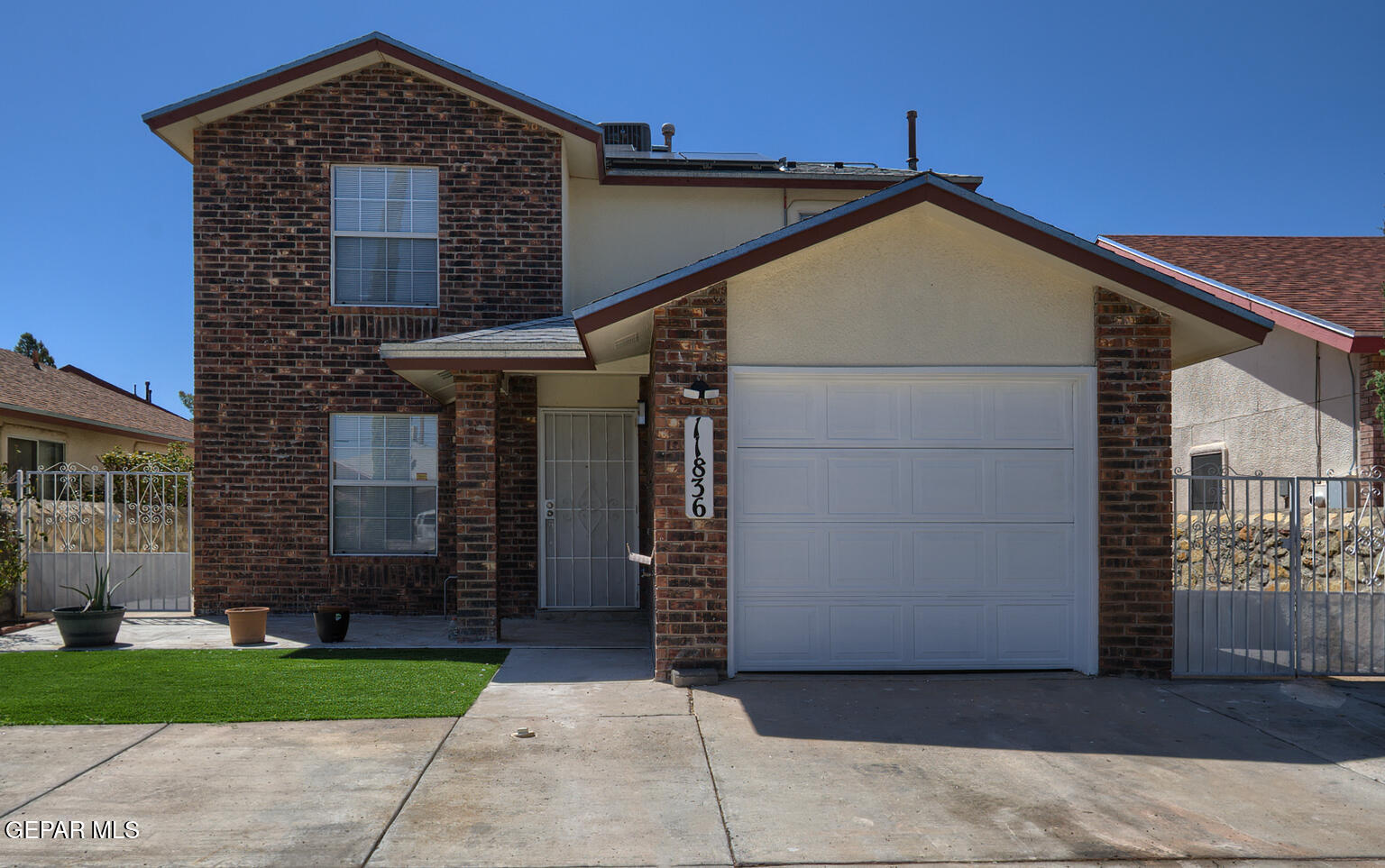 11836 Crimson Sky Drive Property Photo 1