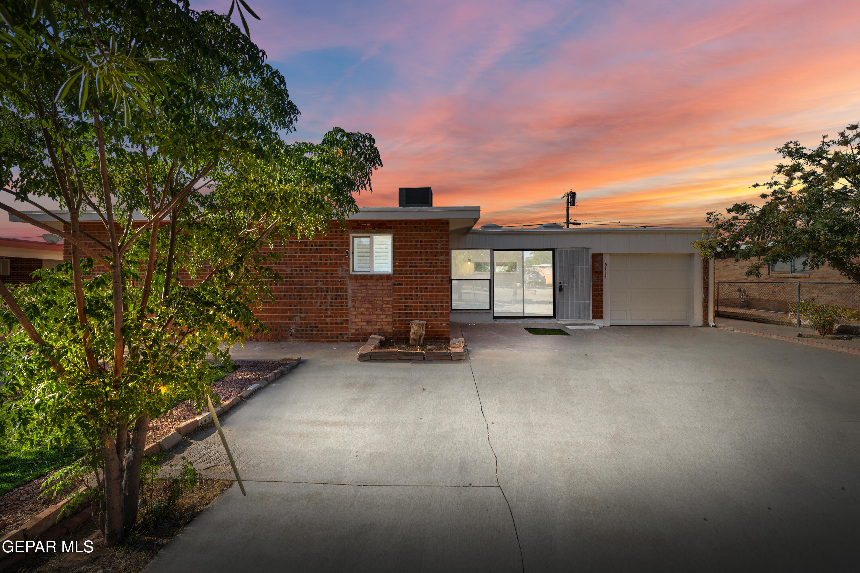 5114 Beals Street Property Photo 1