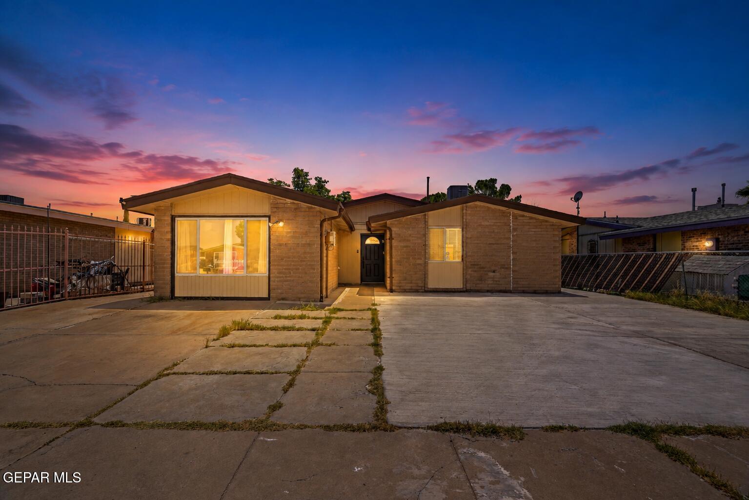 6244 Ibex Avenue Property Photo 1