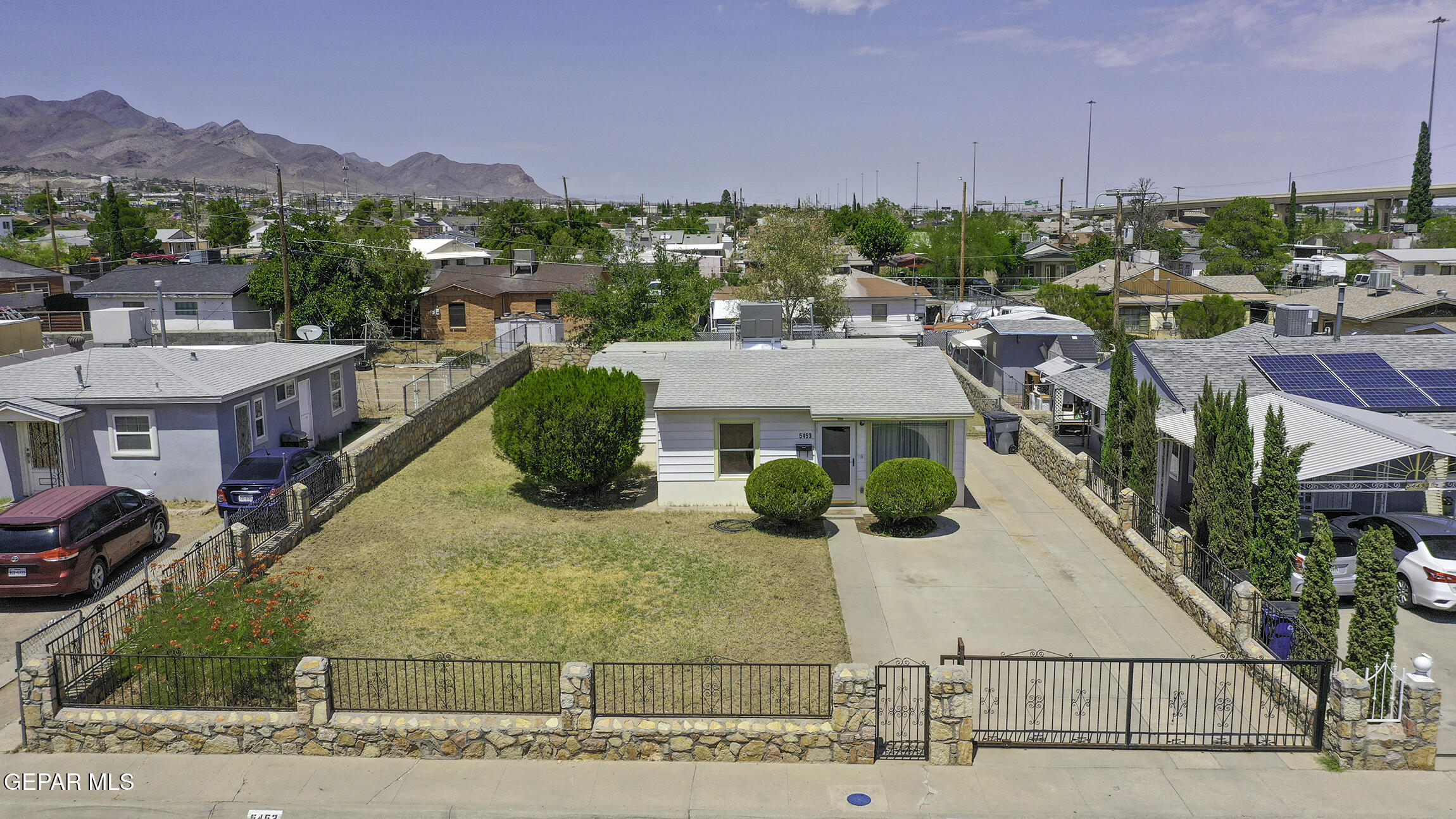 5453 Joyce Circle Property Photo 1