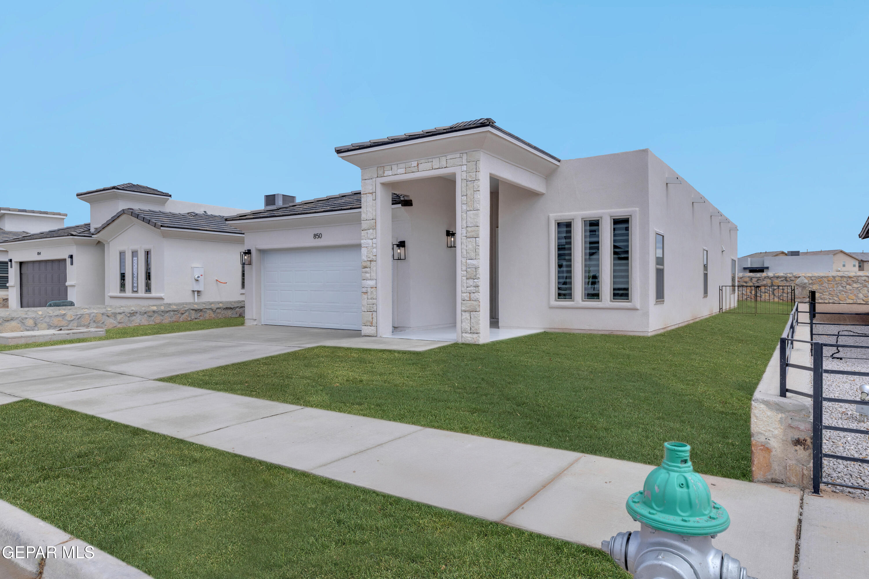 10891 Francisco Vaquera Drive Property Photo 1