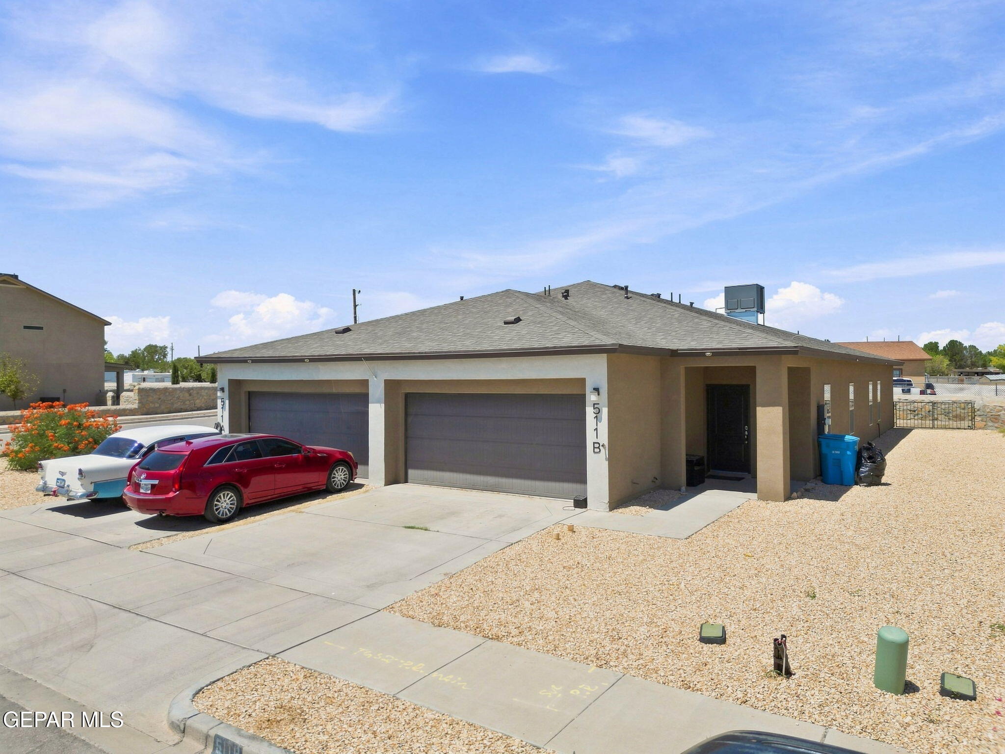 511 Dusk View Street B Property Photo 1