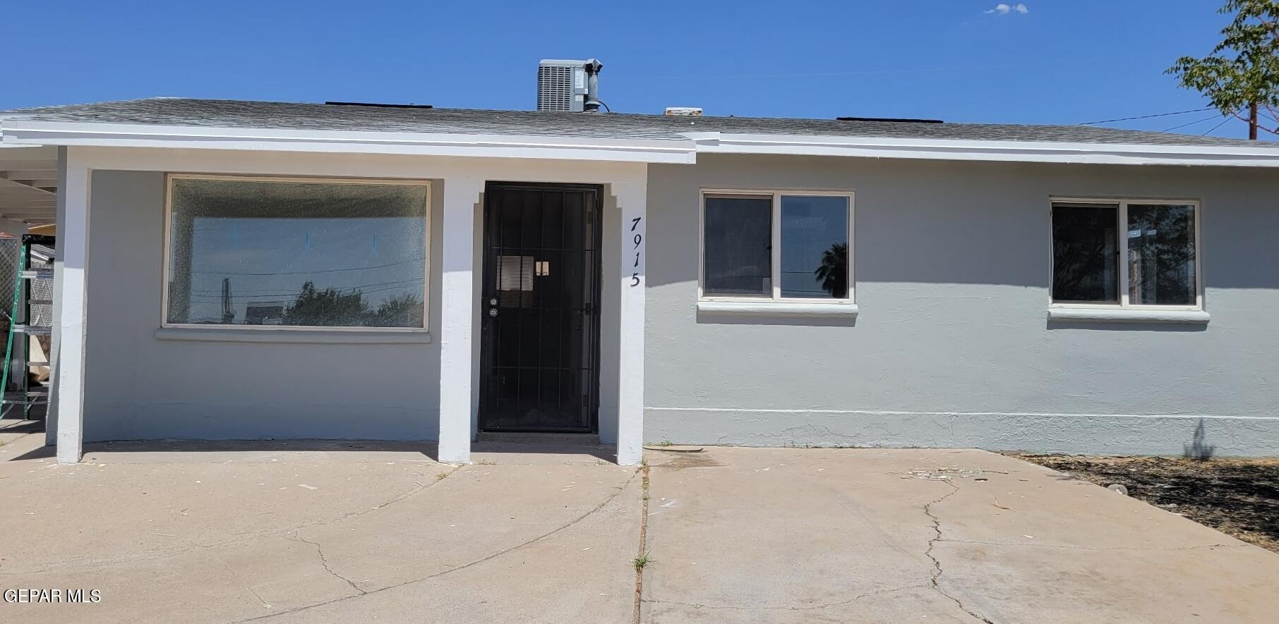 7915 San Paulo Drive Property Photo 1