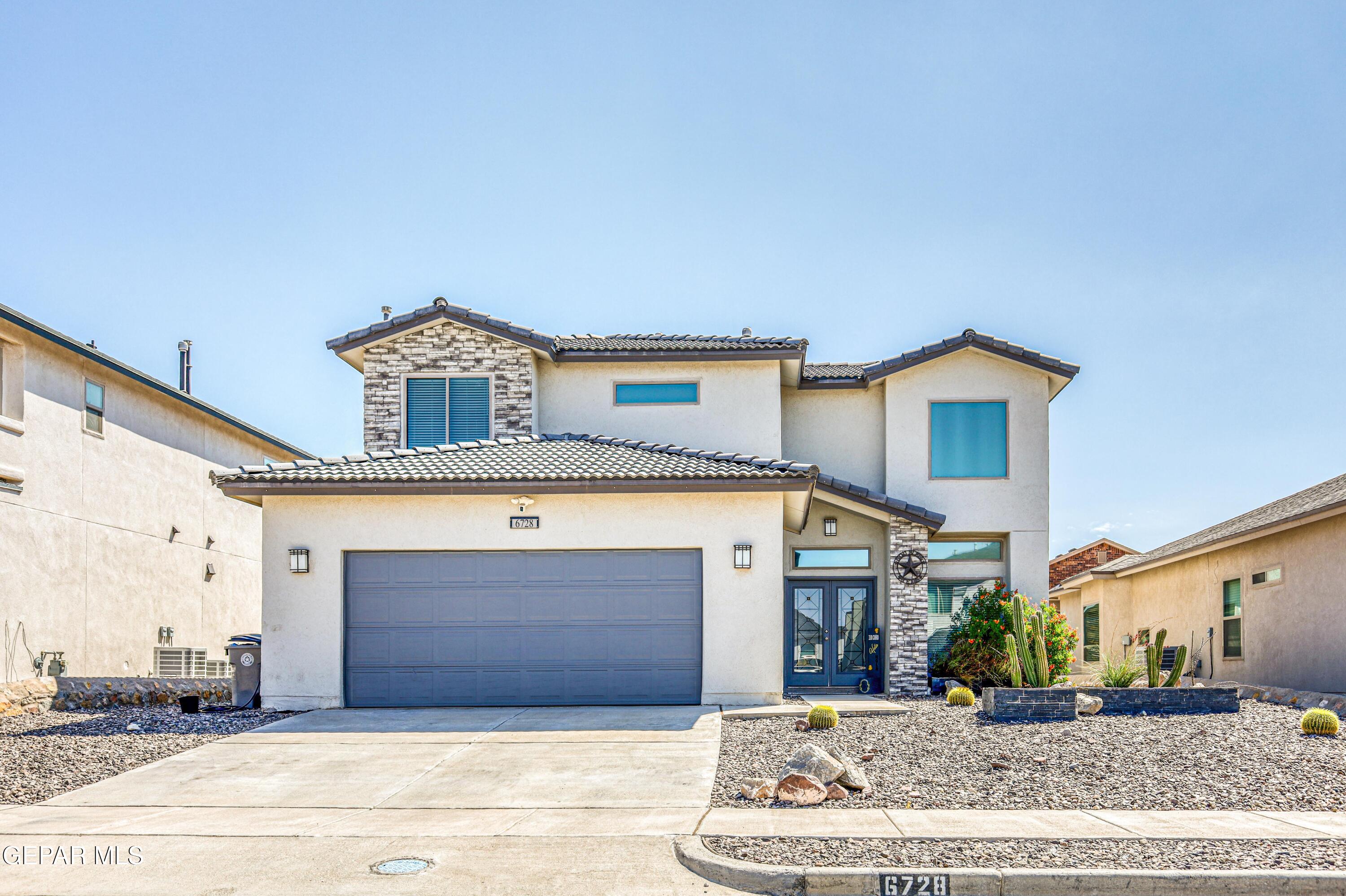 6728 Ixtapa Place Property Photo 1