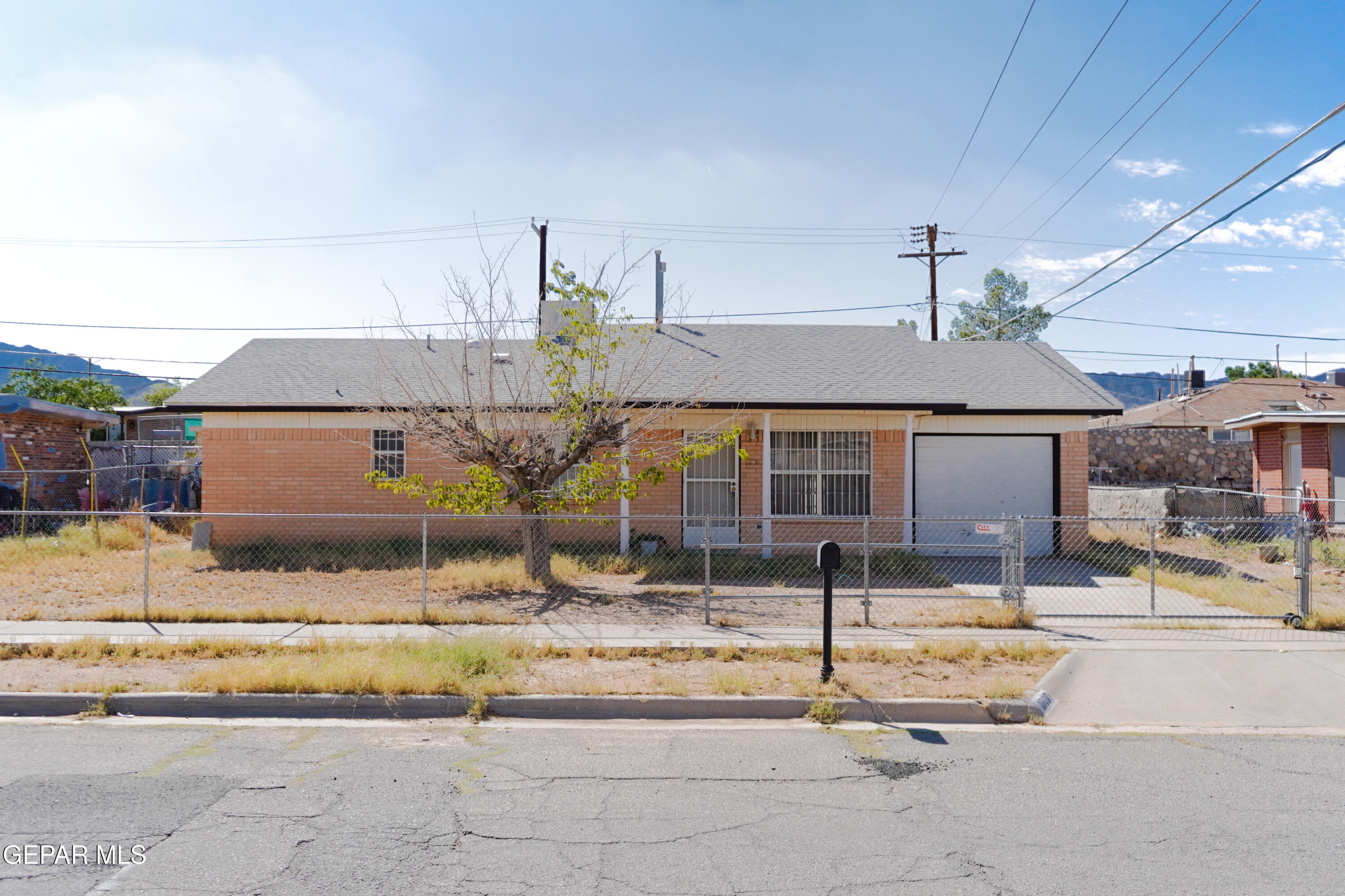 10137 MILAN Street