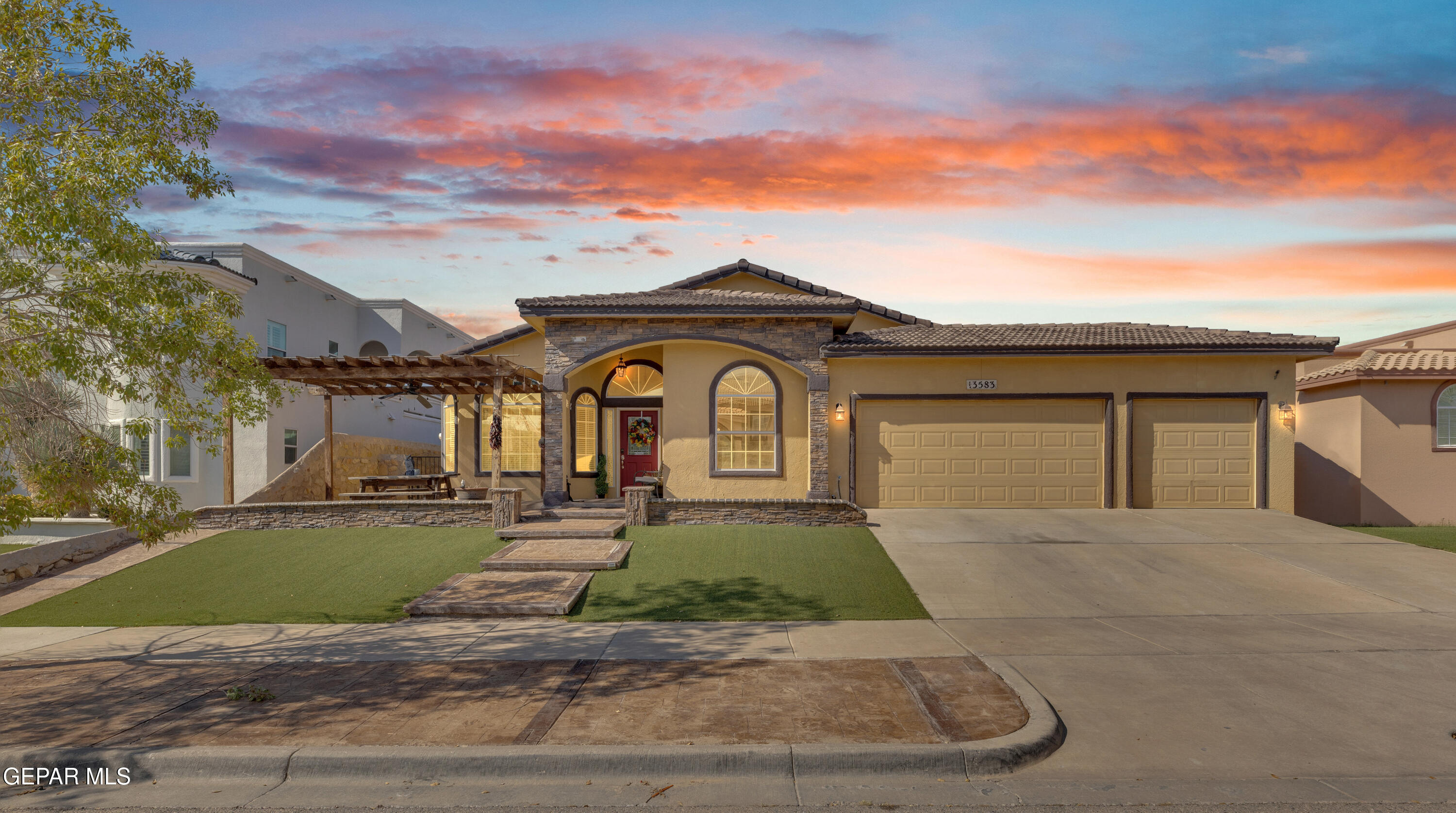 13583 Emerald Coast Lane Property Photo 1