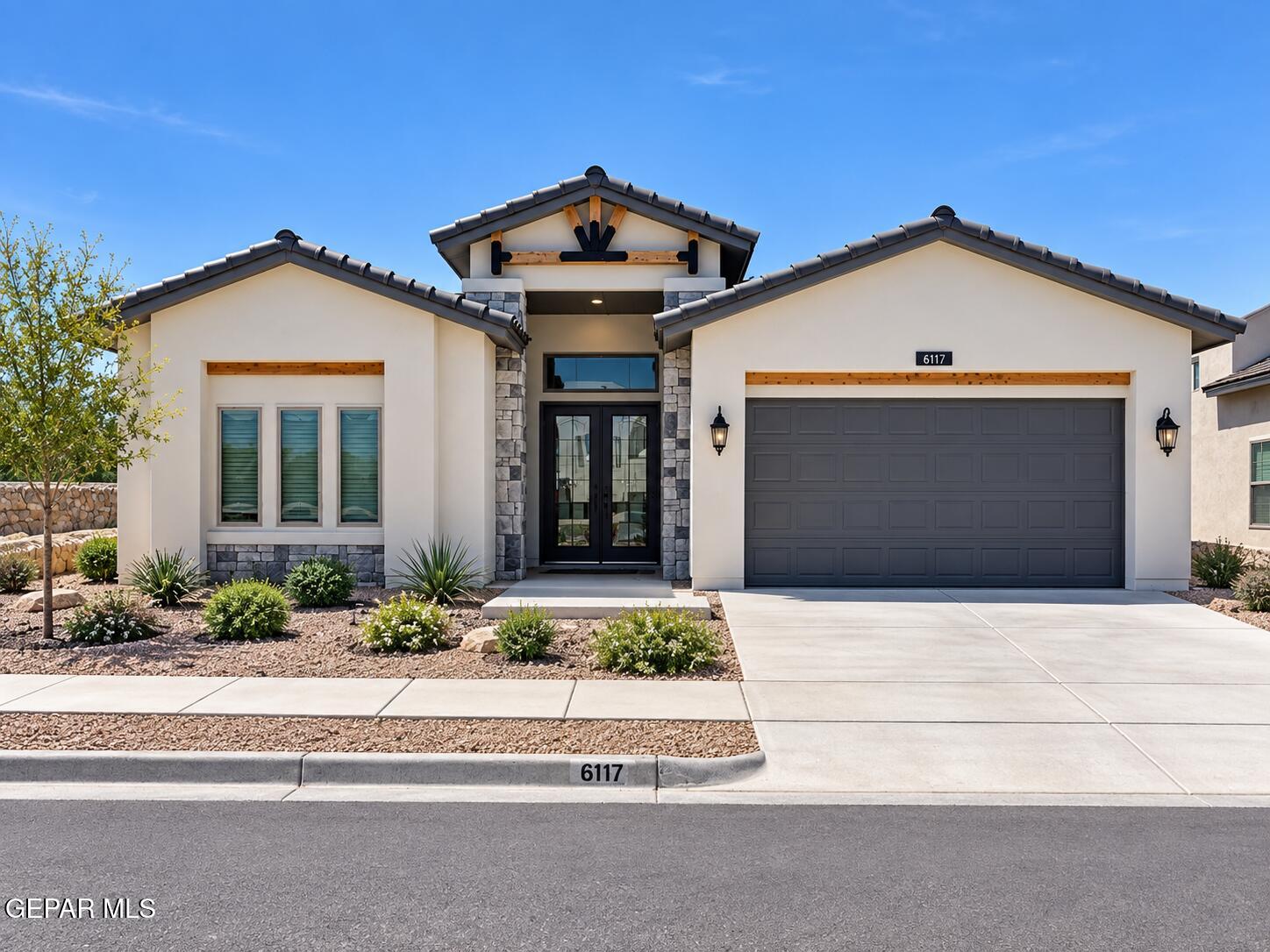 6117 Patricia Elena Place Property Photo 1