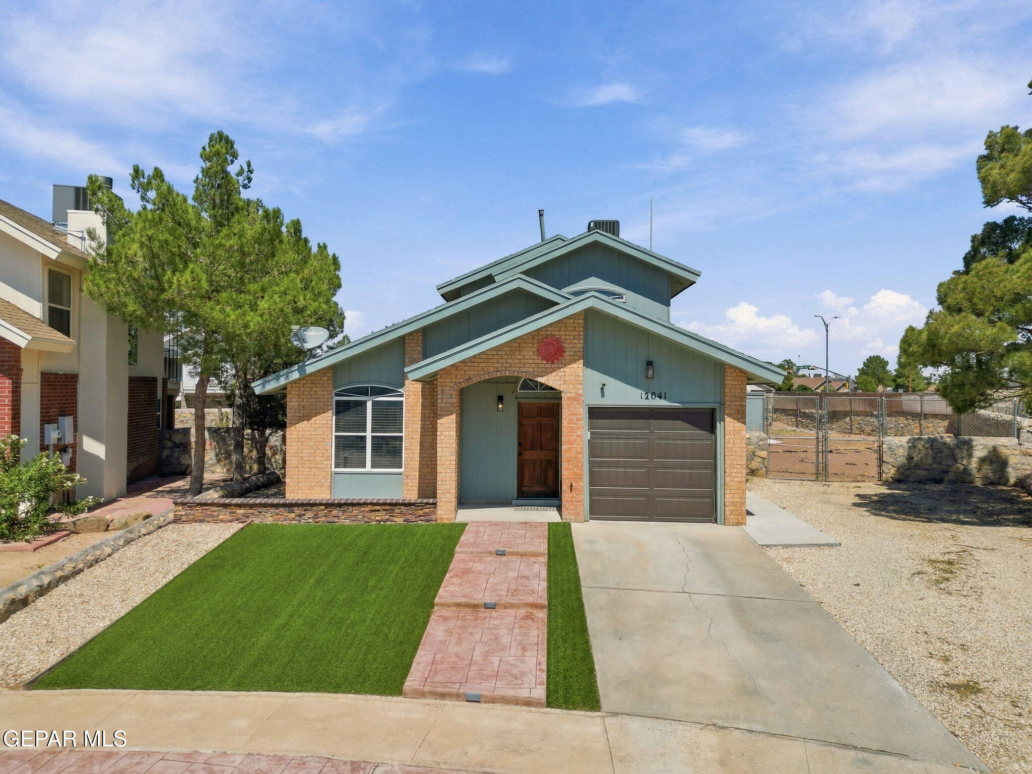 12041 Castle Keep Circle Property Photo 1
