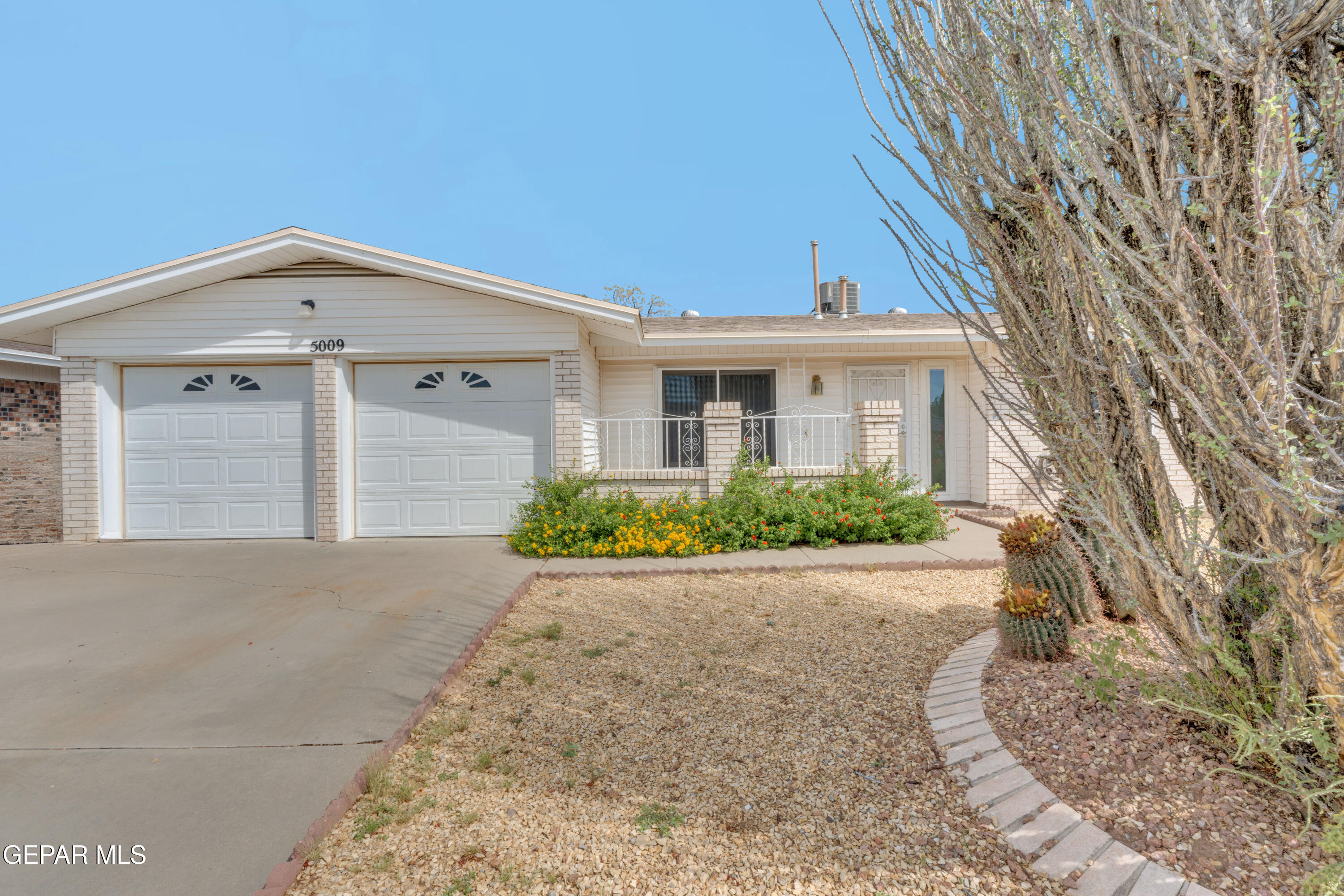 5009 Mccormick Lane Property Photo 1