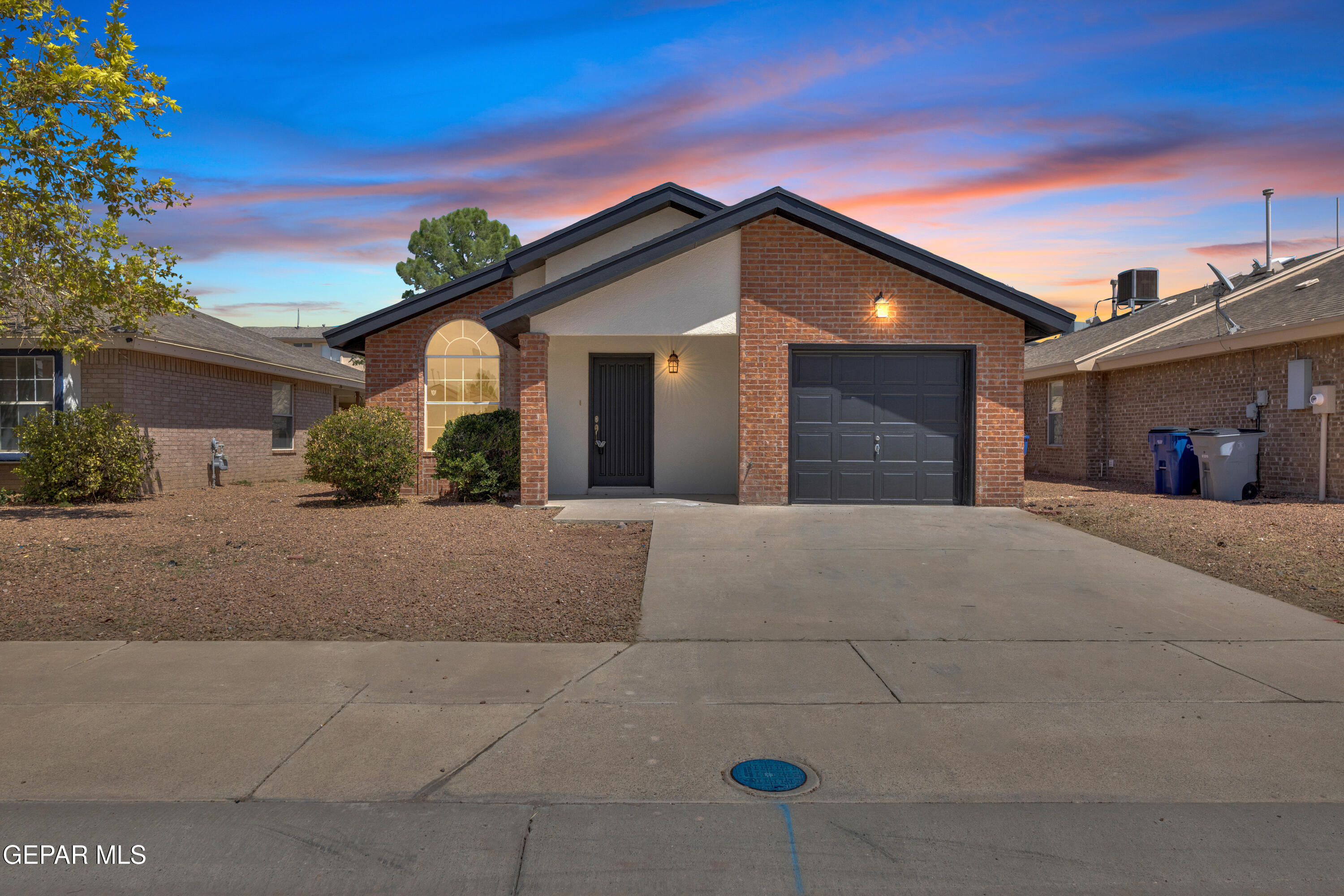 12585 Tierra Norte Road Property Photo 1
