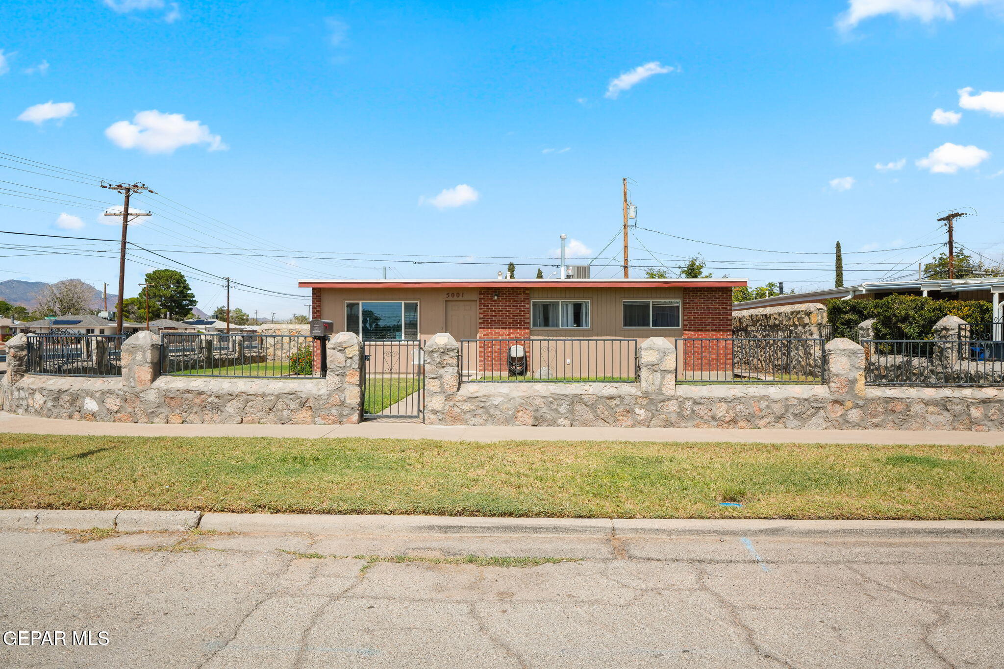 5001 Blue Ridge Drive Property Photo 1