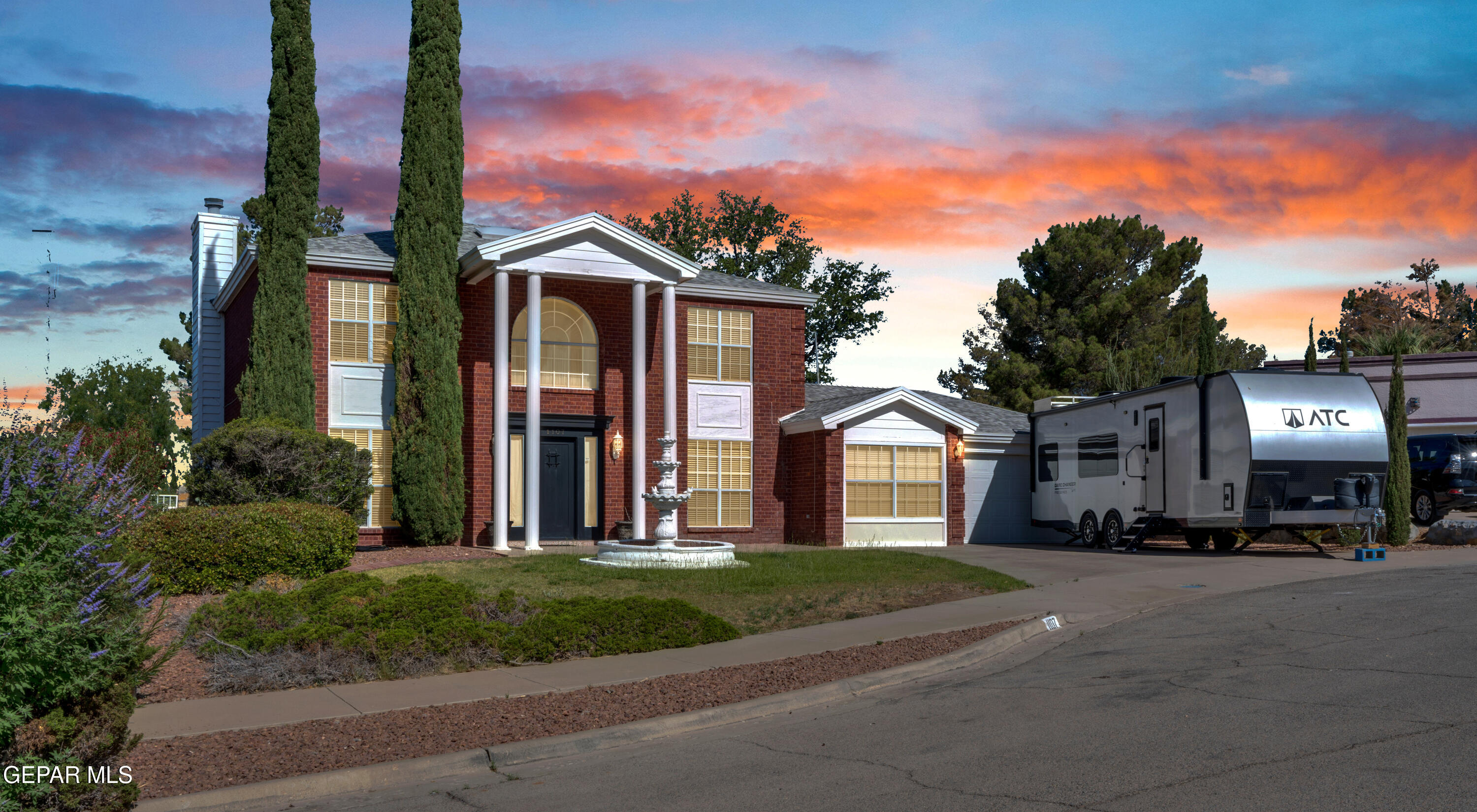 1107 Sun Ridge Drive Property Photo 1